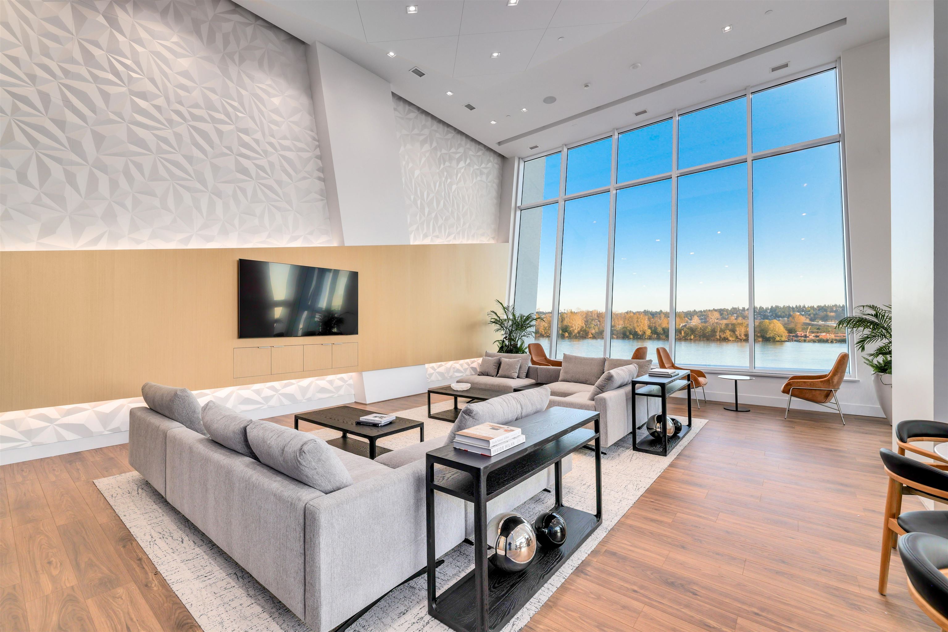 3504 680 QUAYSIDE DRIVE