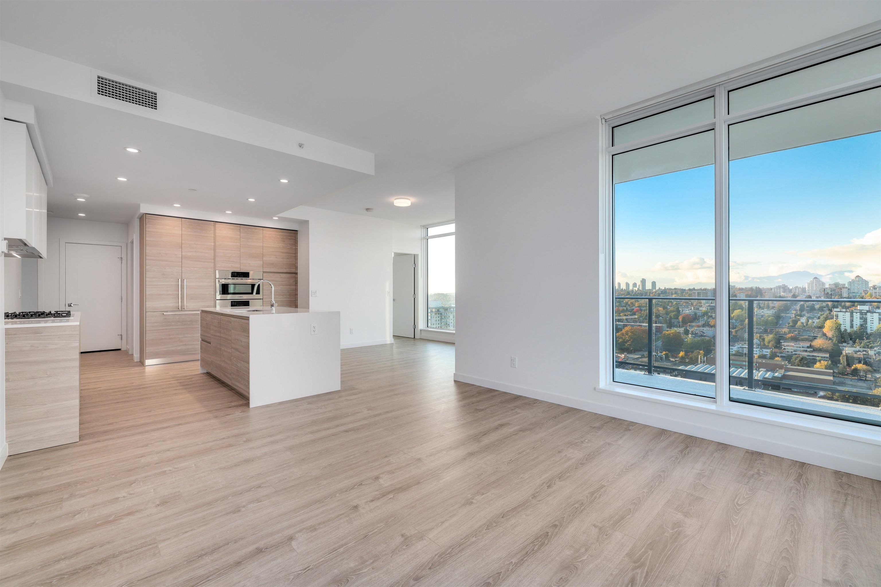 3504 680 QUAYSIDE DRIVE
