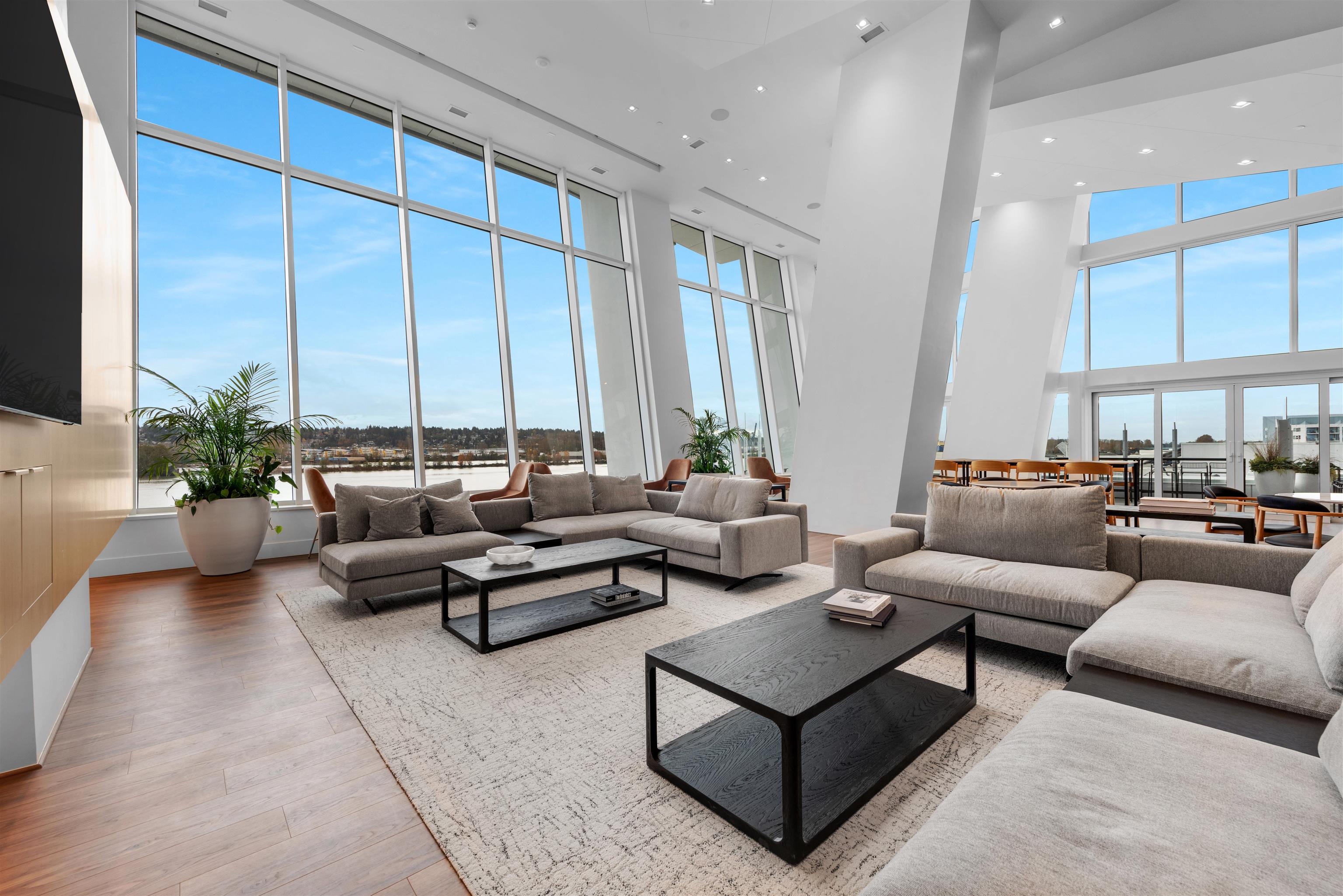 4001 680 QUAYSIDE DRIVE