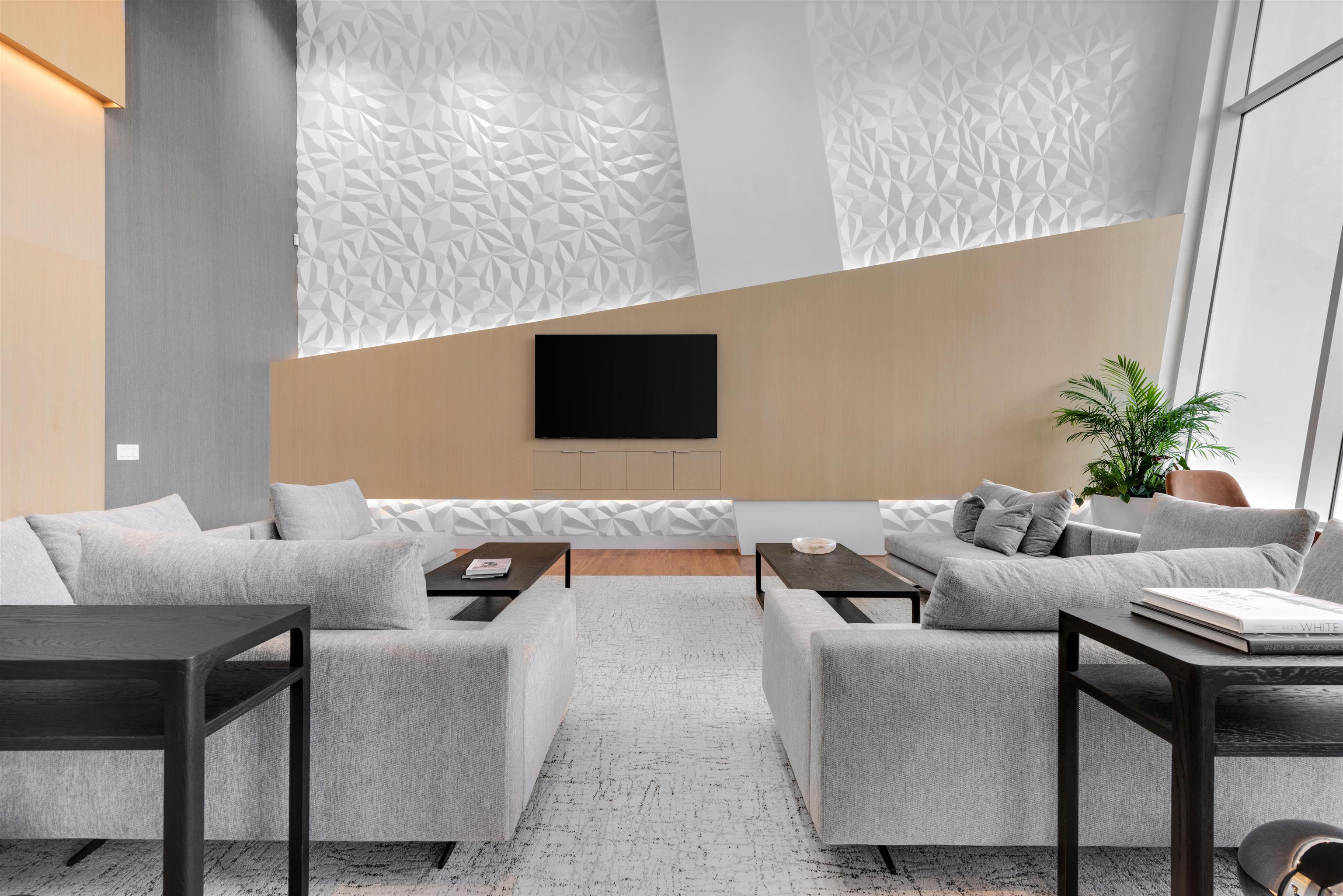 4001 680 QUAYSIDE DRIVE