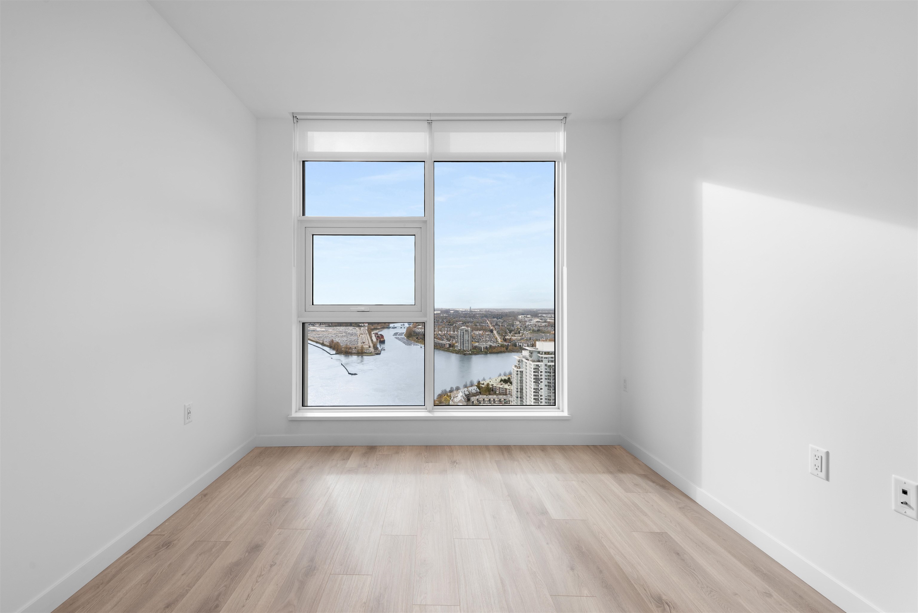 4001 680 QUAYSIDE DRIVE