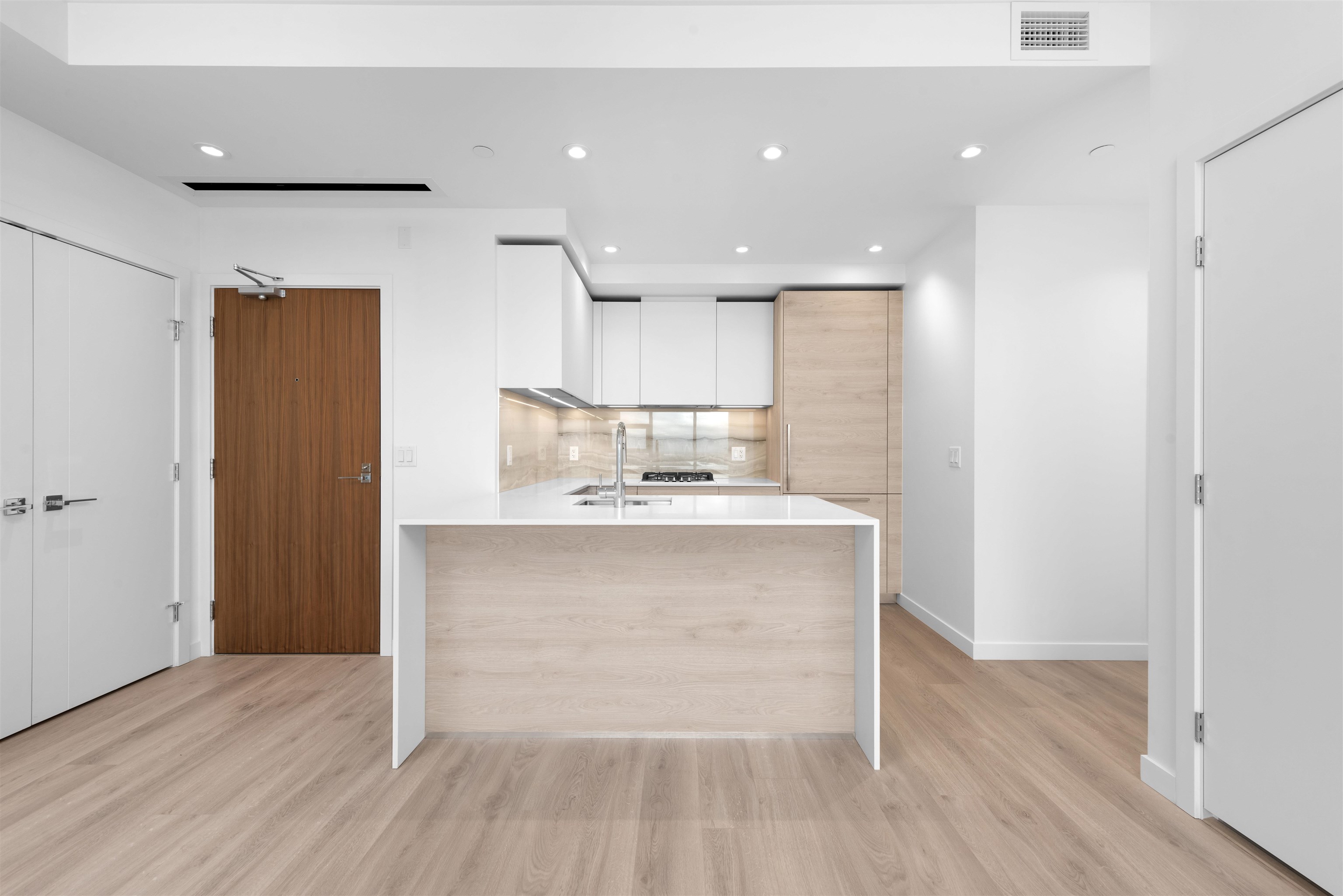 4001 680 QUAYSIDE DRIVE