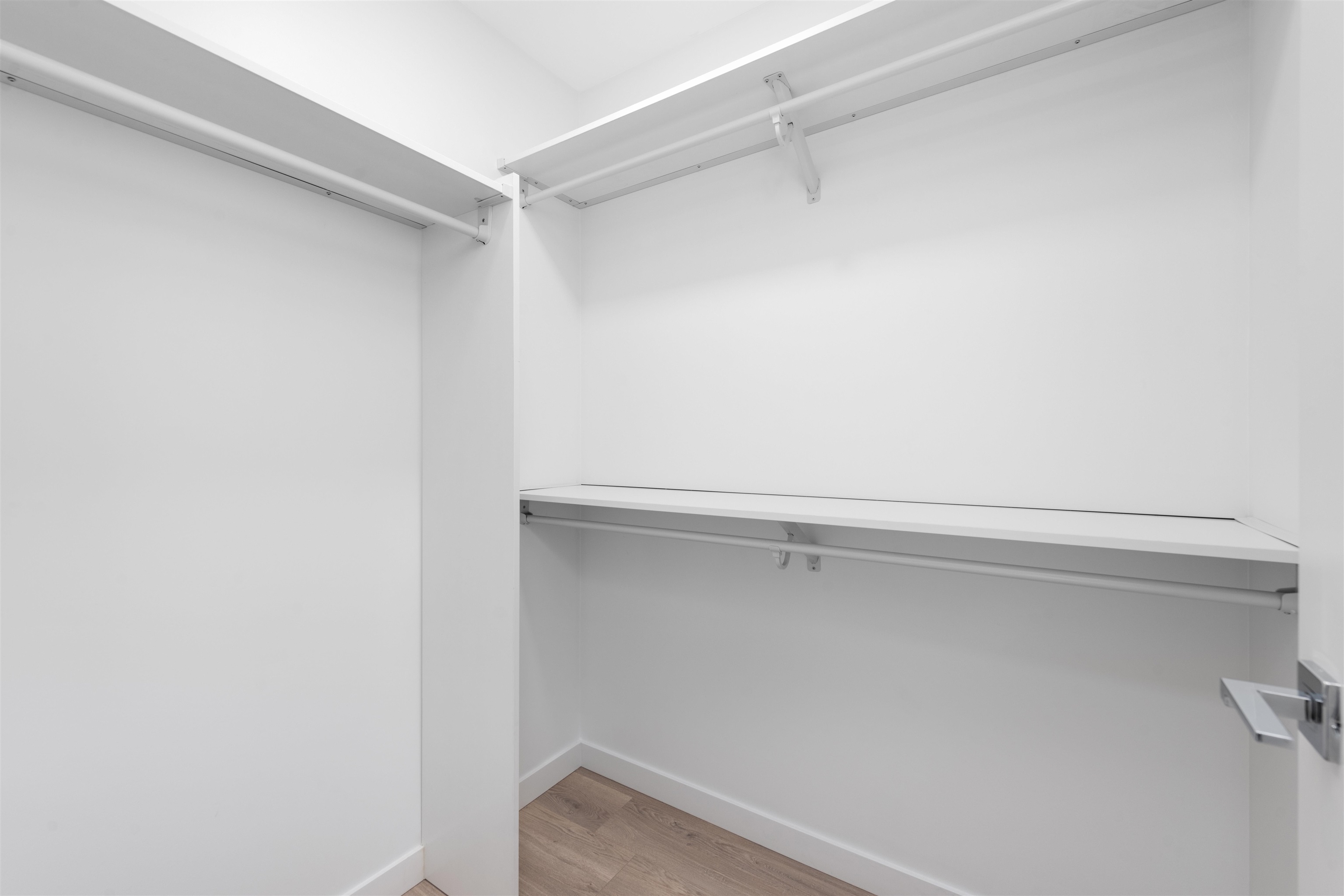 4001 680 QUAYSIDE DRIVE