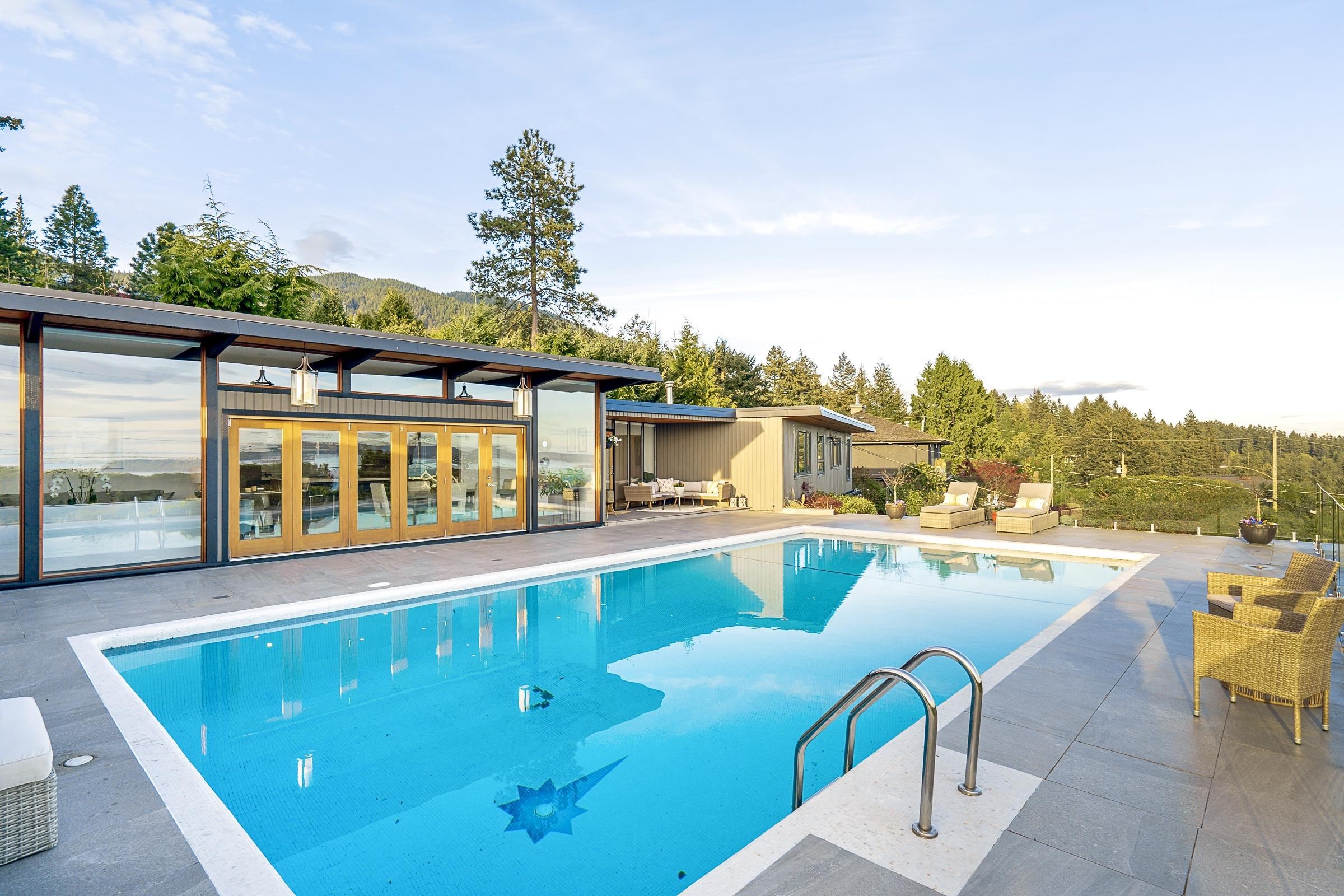 4125 BURKEHILL PLACE