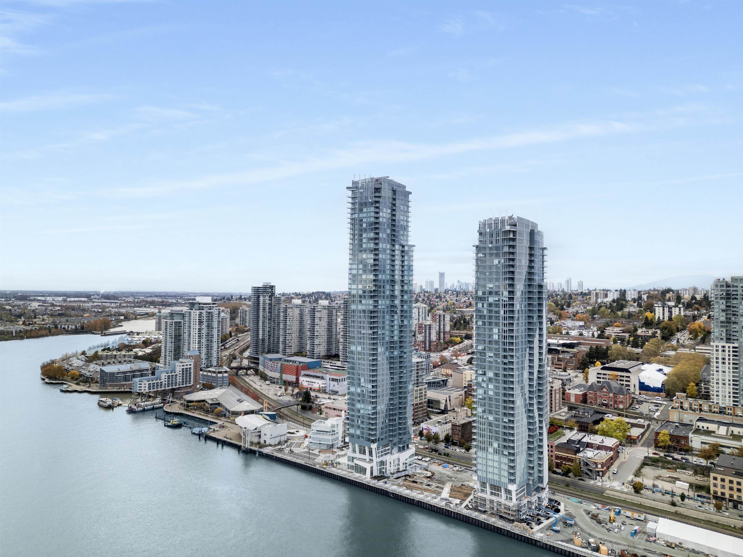 4008 680 QUAYSIDE DRIVE