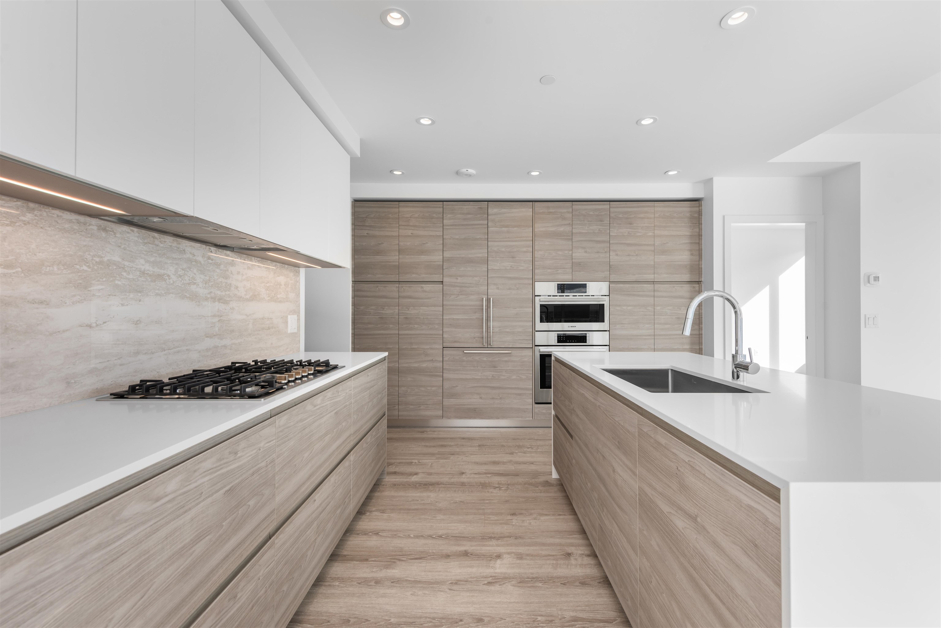 4008 680 QUAYSIDE DRIVE