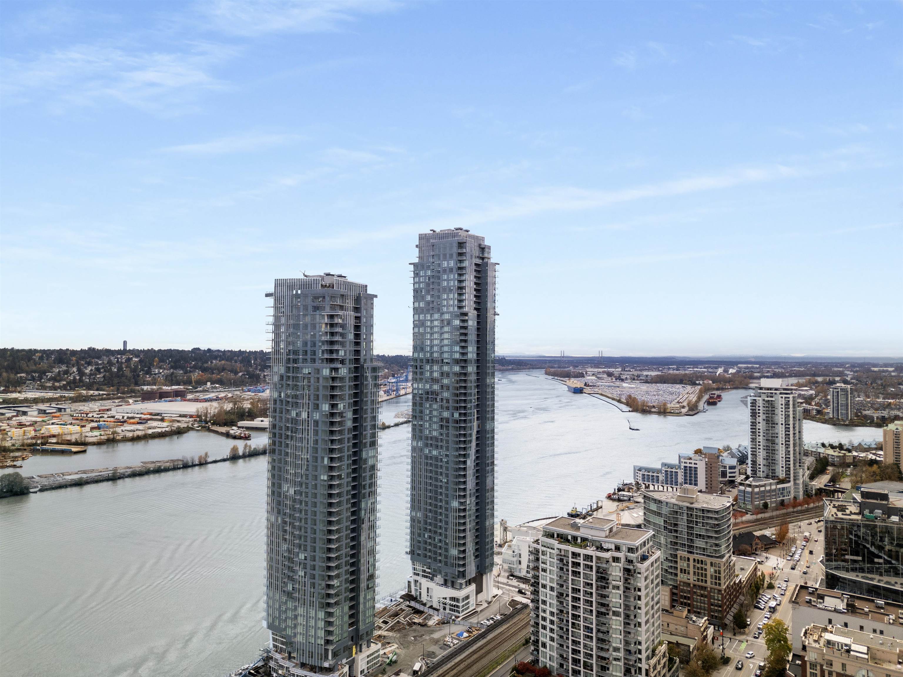 4008 680 QUAYSIDE DRIVE