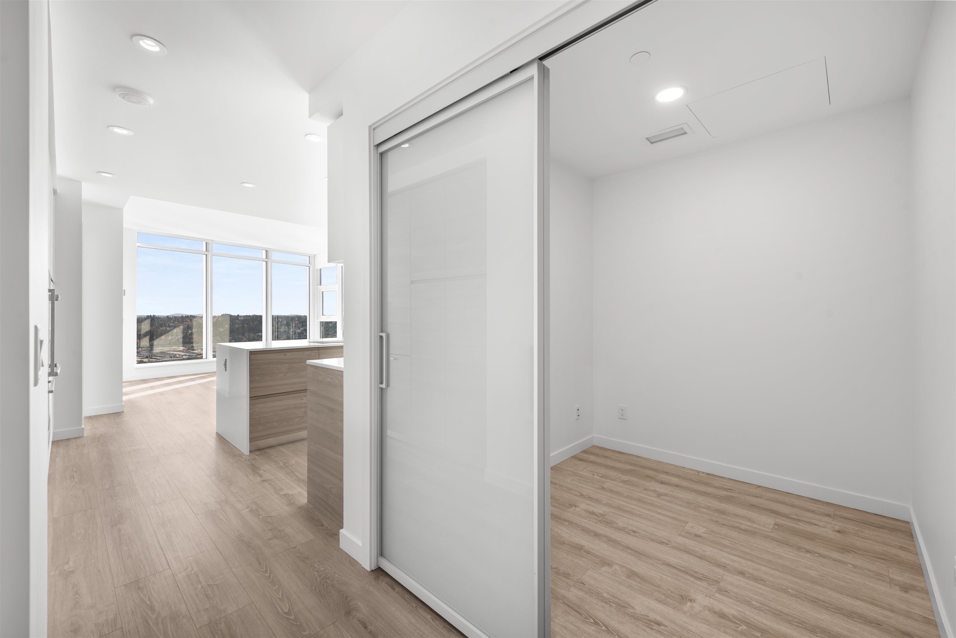 4008 680 QUAYSIDE DRIVE