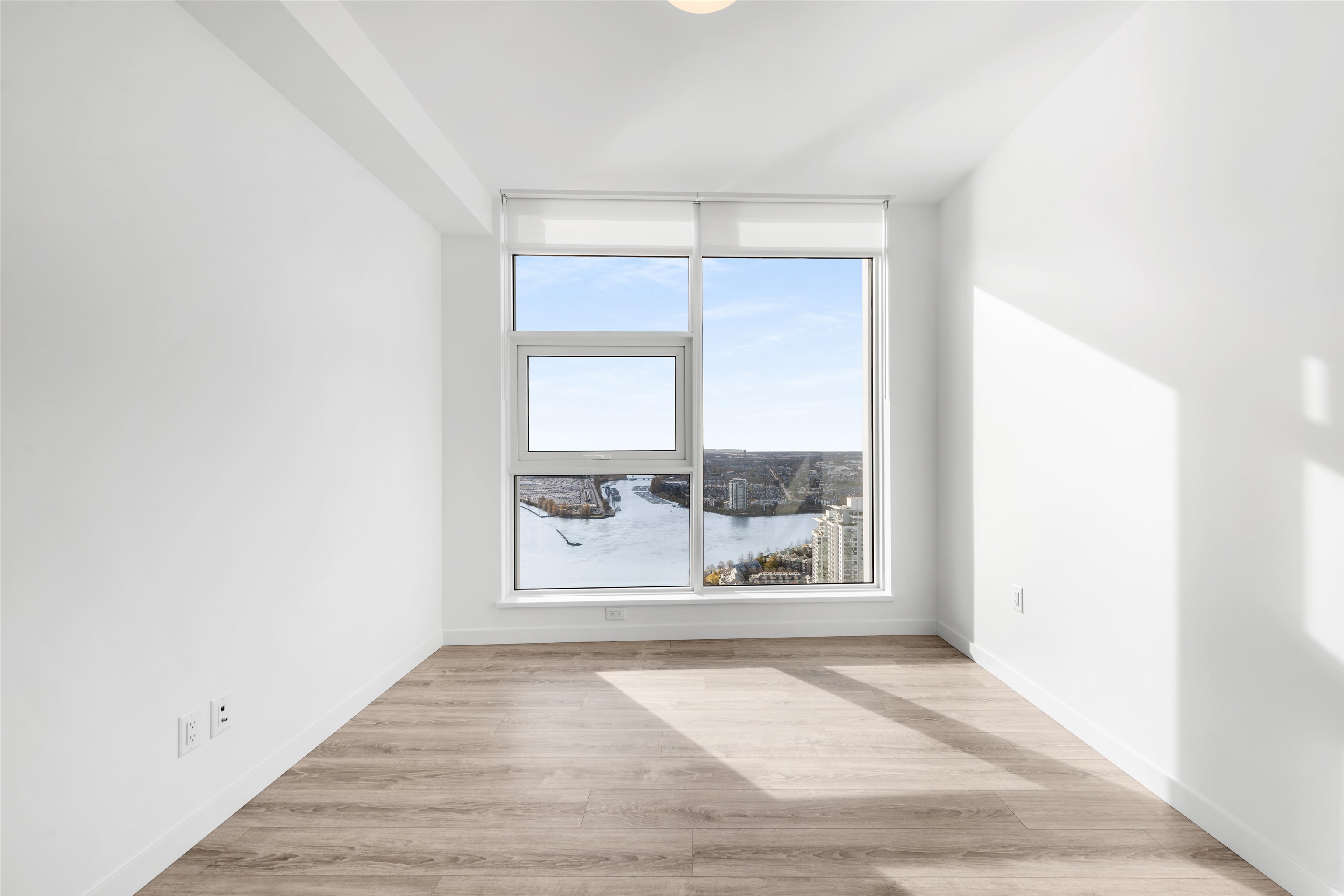 4008 680 QUAYSIDE DRIVE