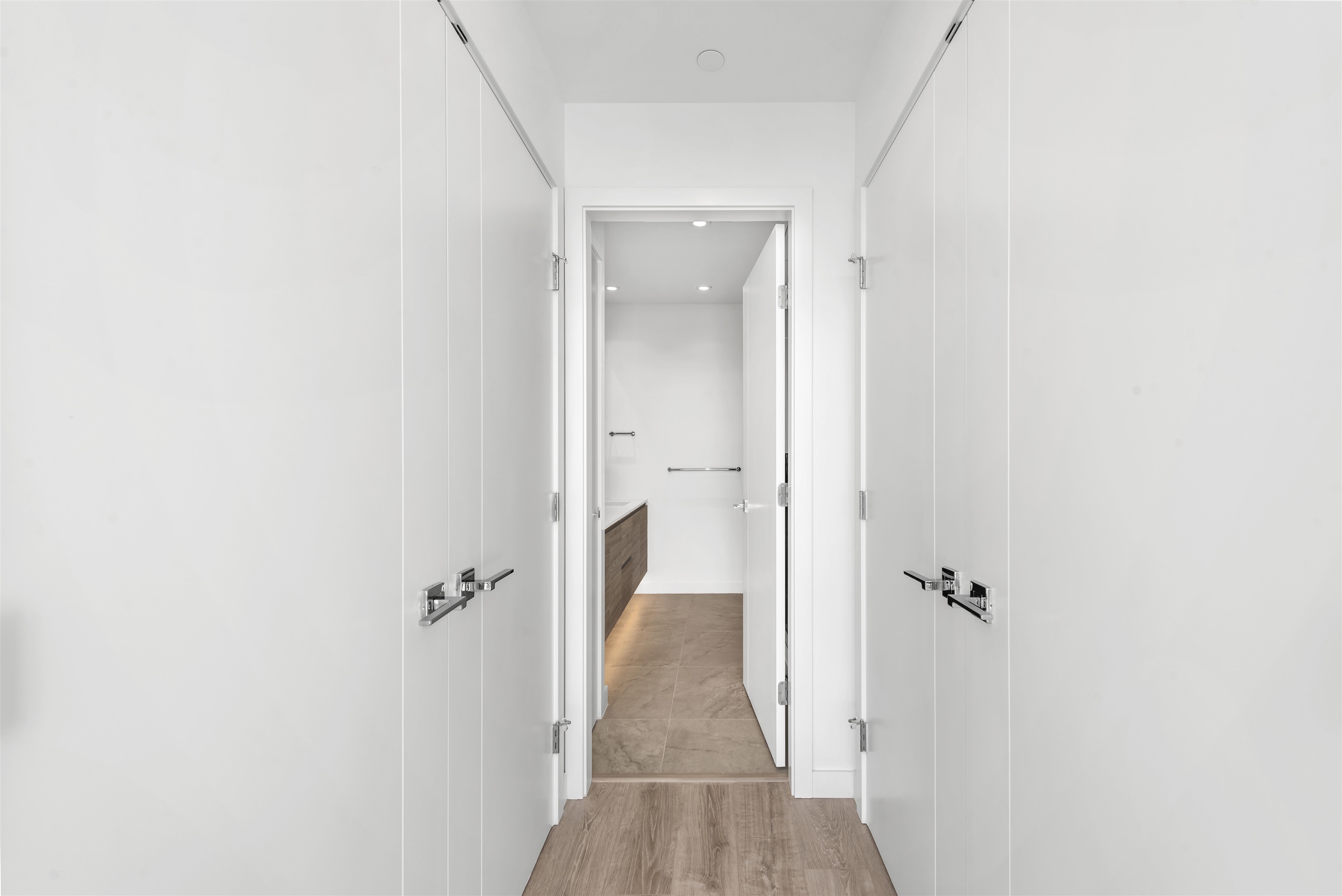 4008 680 QUAYSIDE DRIVE