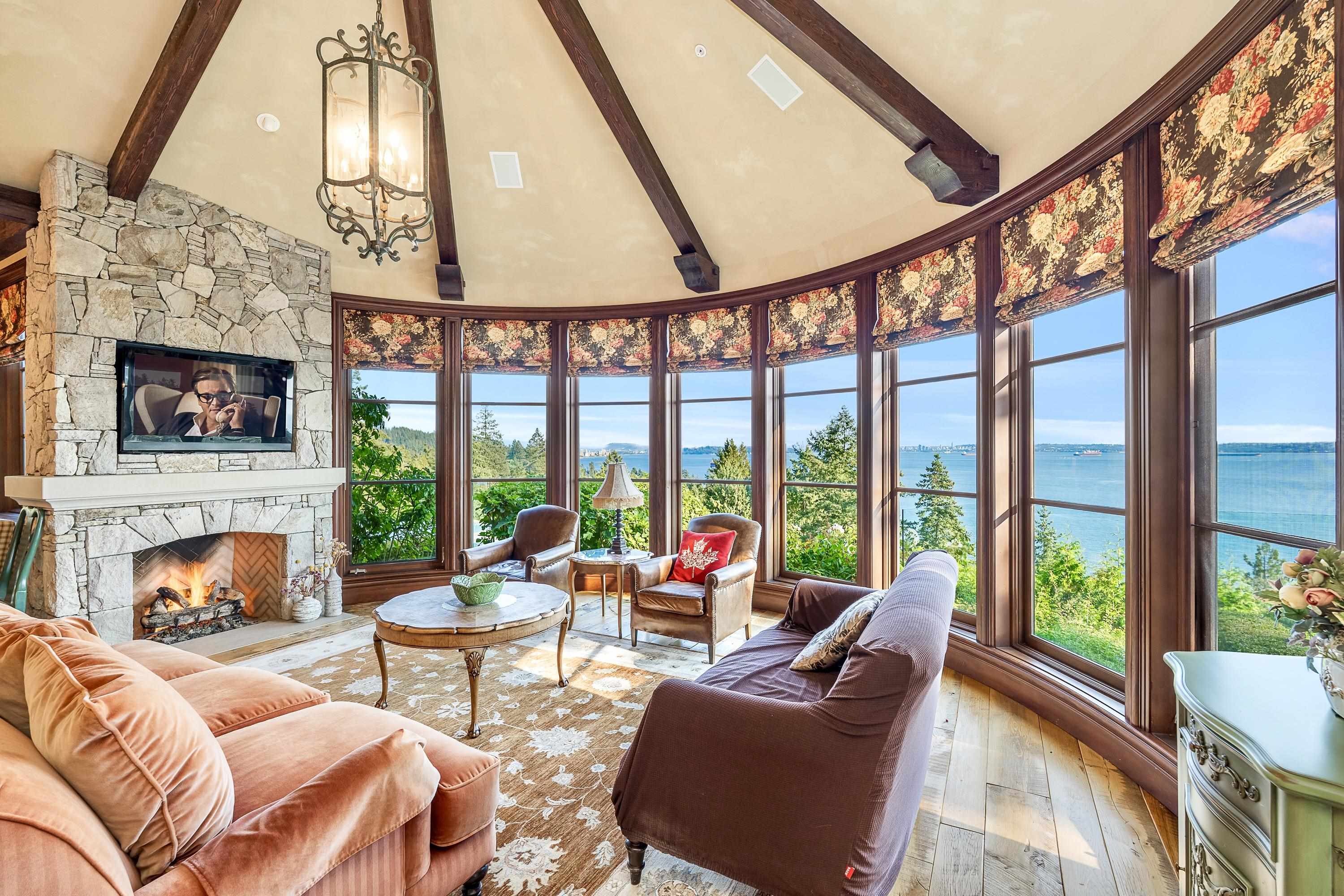 4672 CLOVELLY WALK
