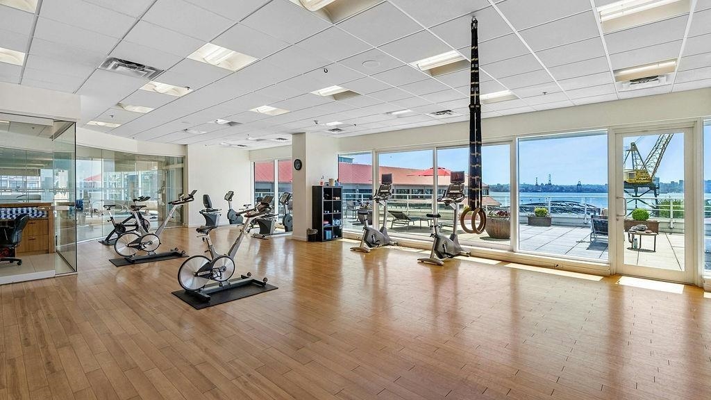 409 185 VICTORY SHIP WAY