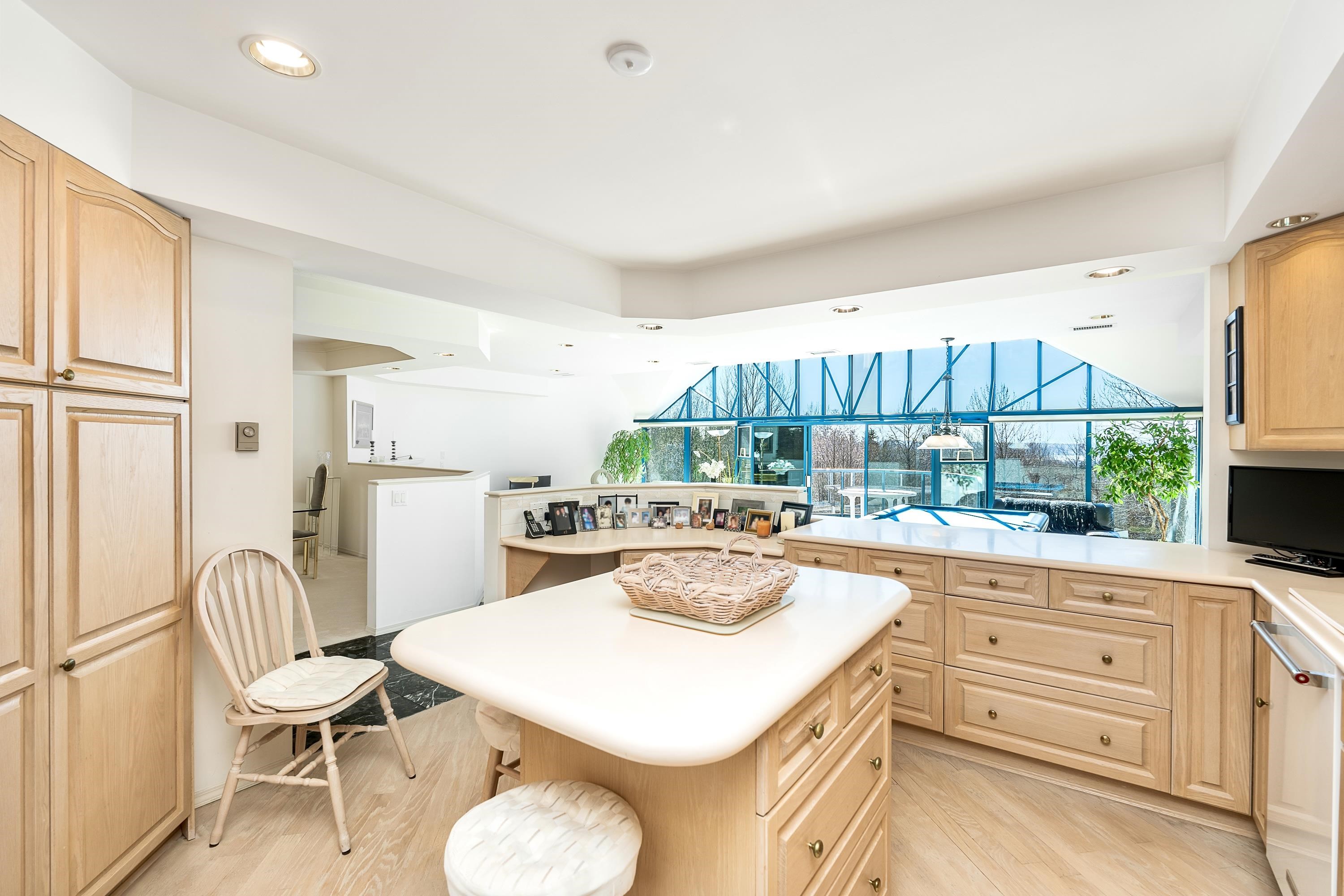 311 999 BERKLEY ROAD