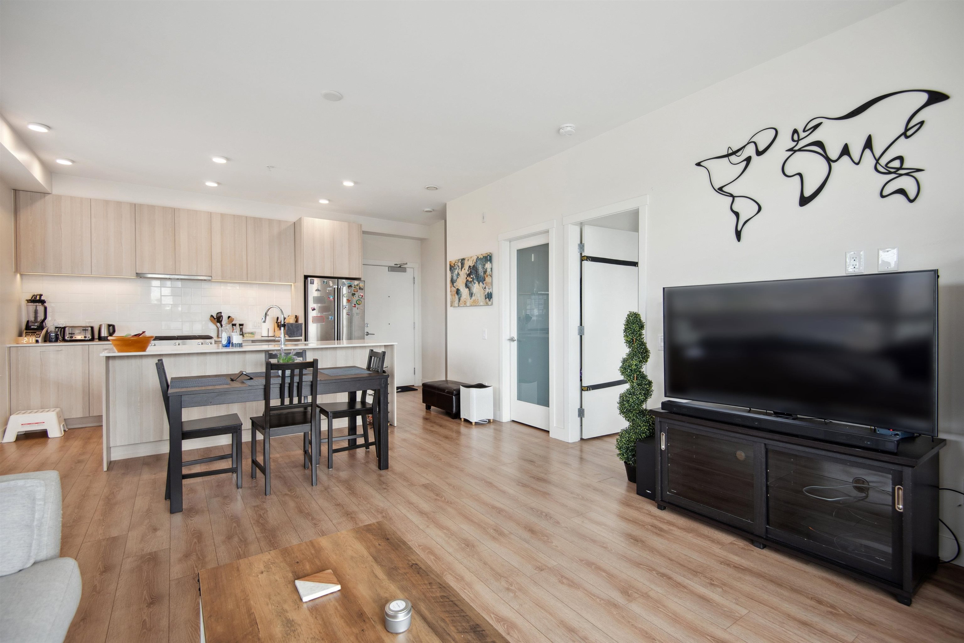 608 721 ANSKAR COURT