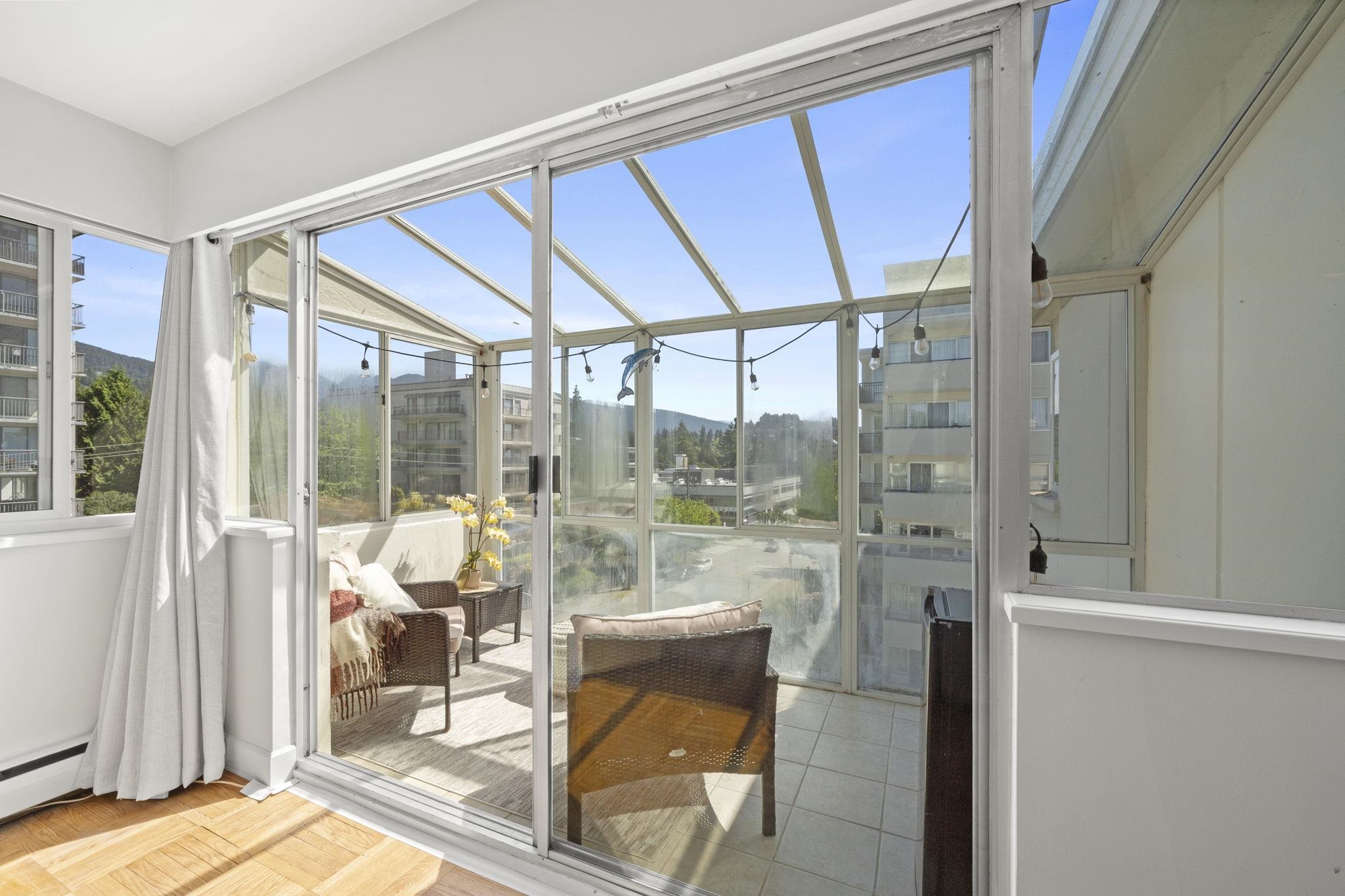 504 1750 ESQUIMALT AVENUE