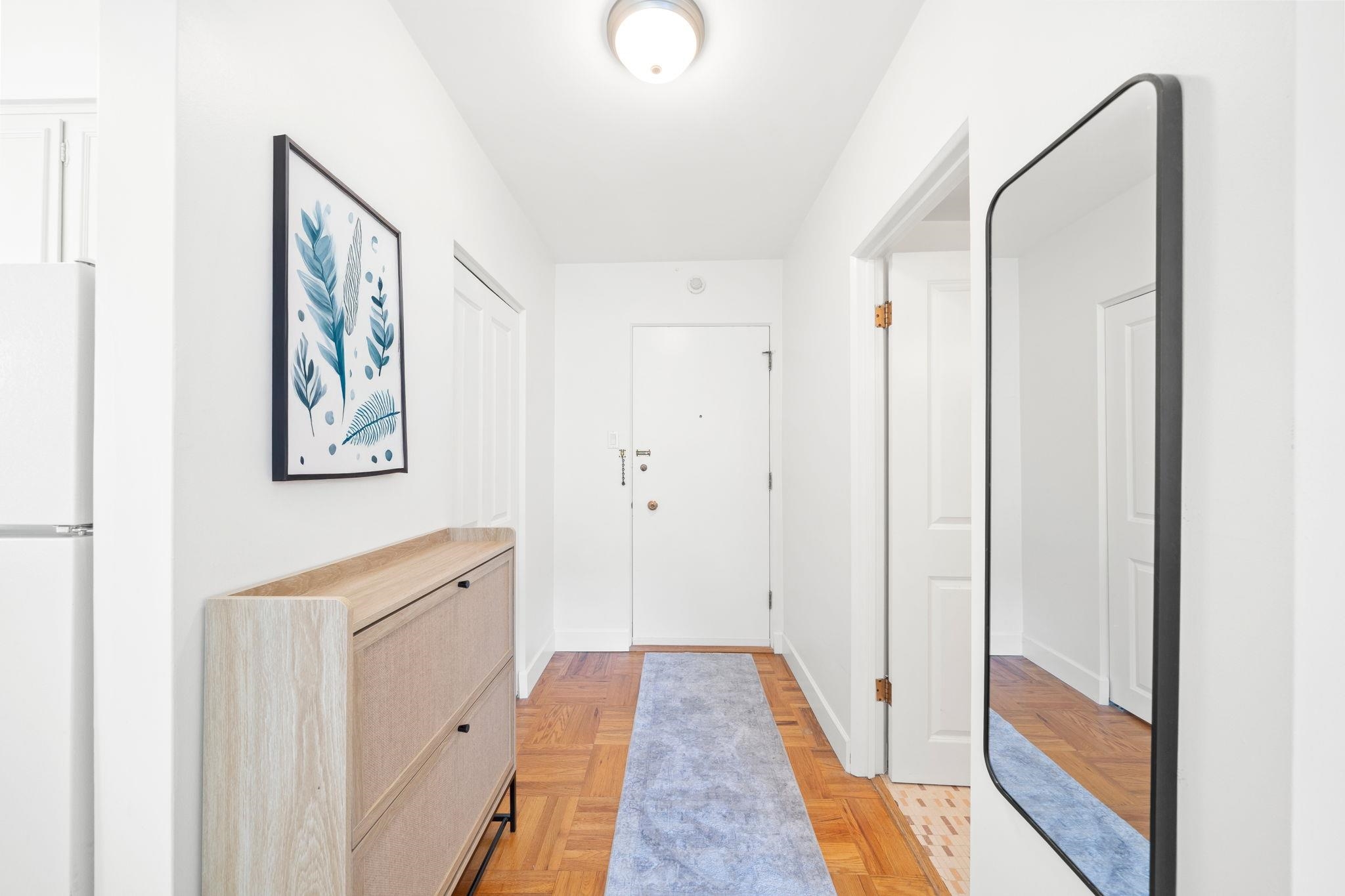 504 1750 ESQUIMALT AVENUE