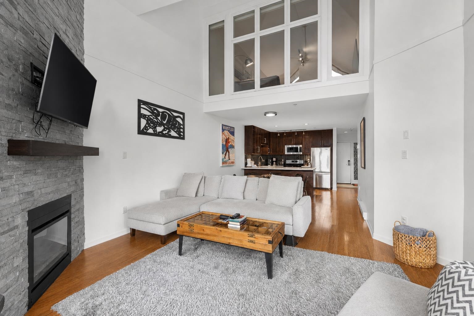 302 3212 BLUEBERRY DRIVE