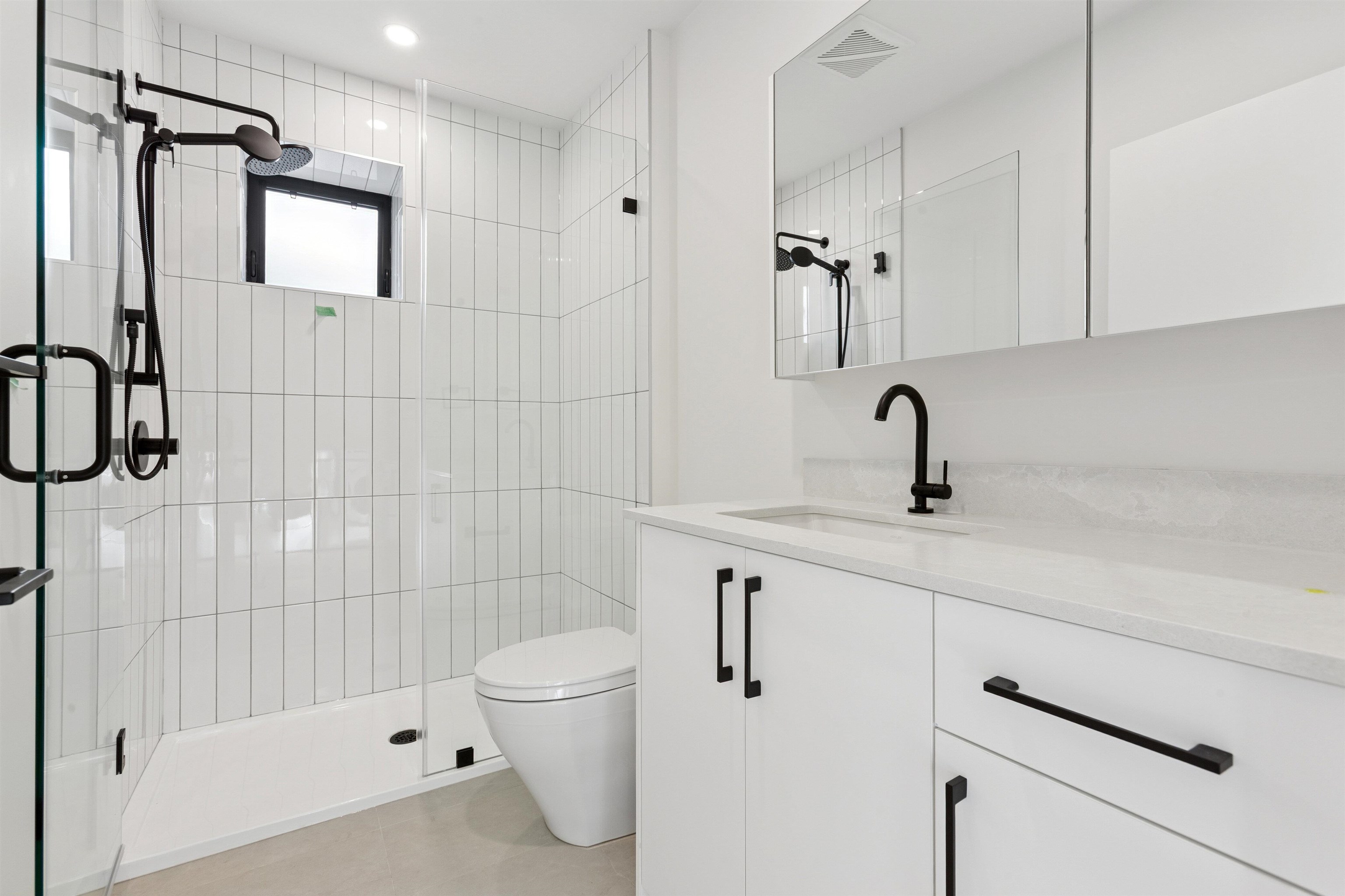2130 QUALICUM DRIVE