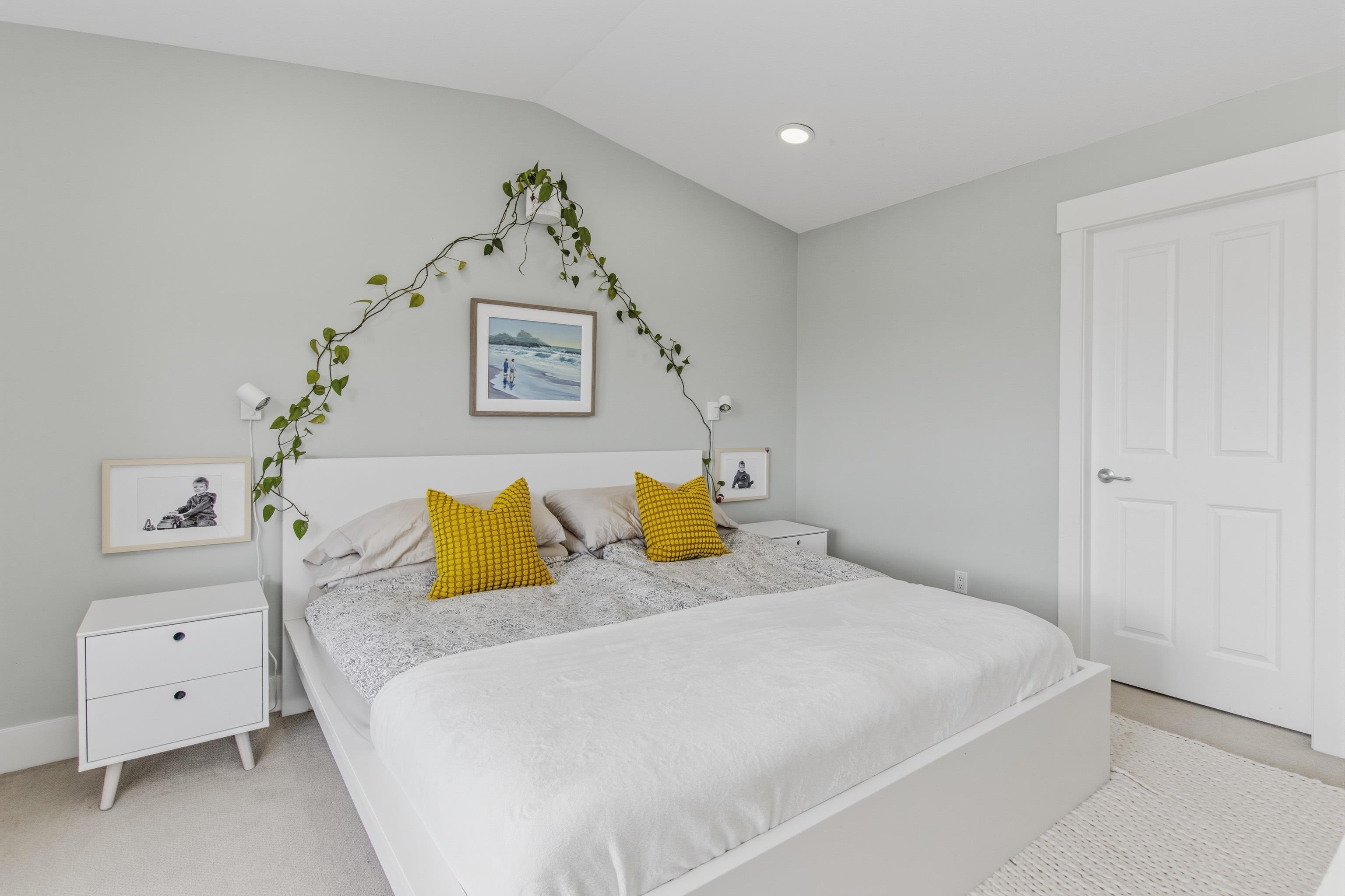 6 1024 GLACIER VIEW DRIVE