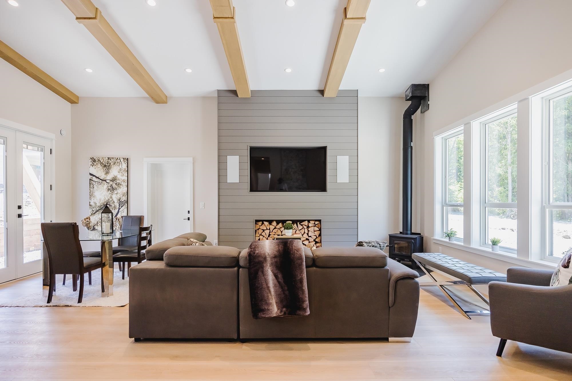 HG 184 71384 GROVE PLACE