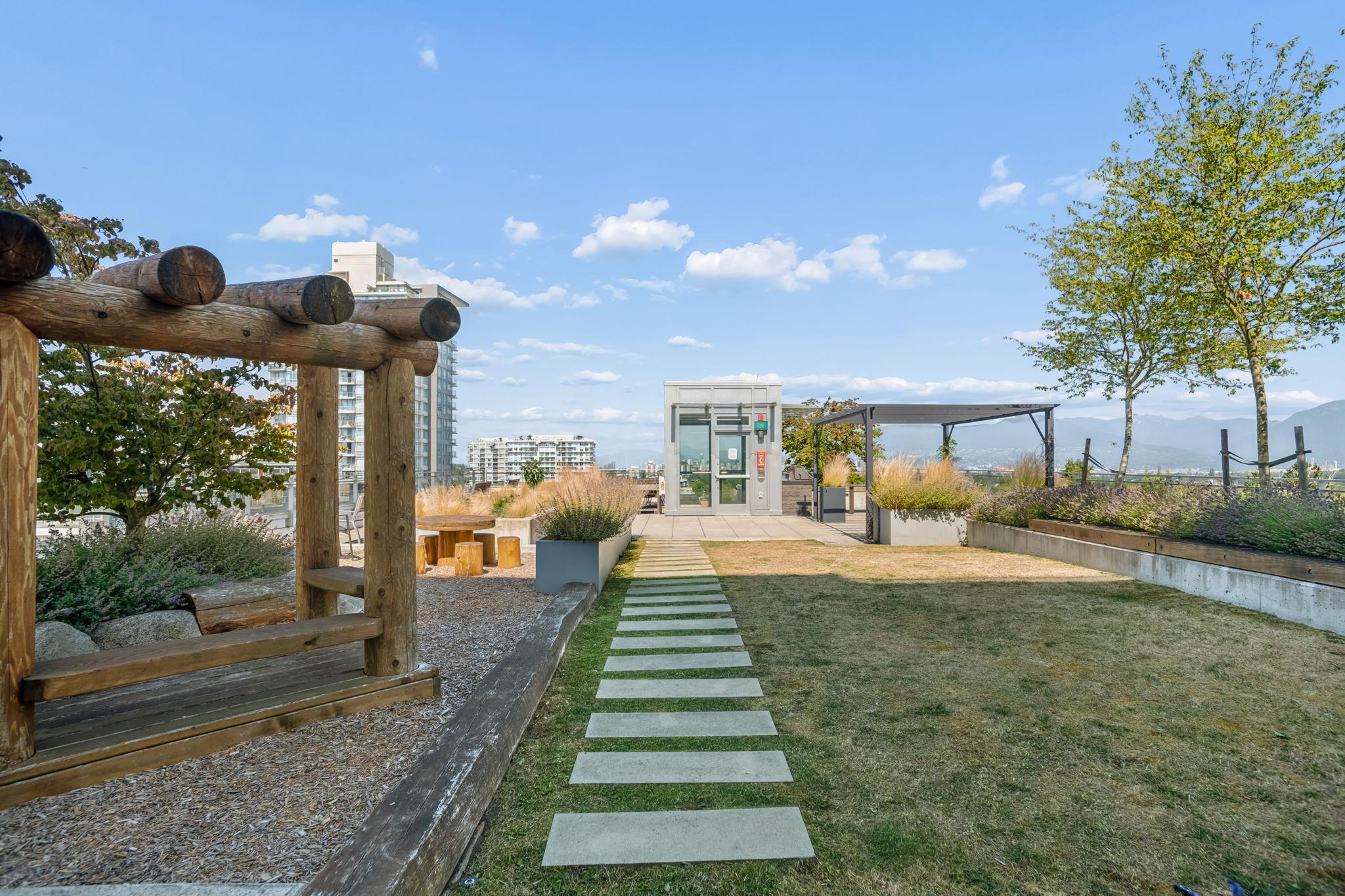 507 2435 KINGSWAY