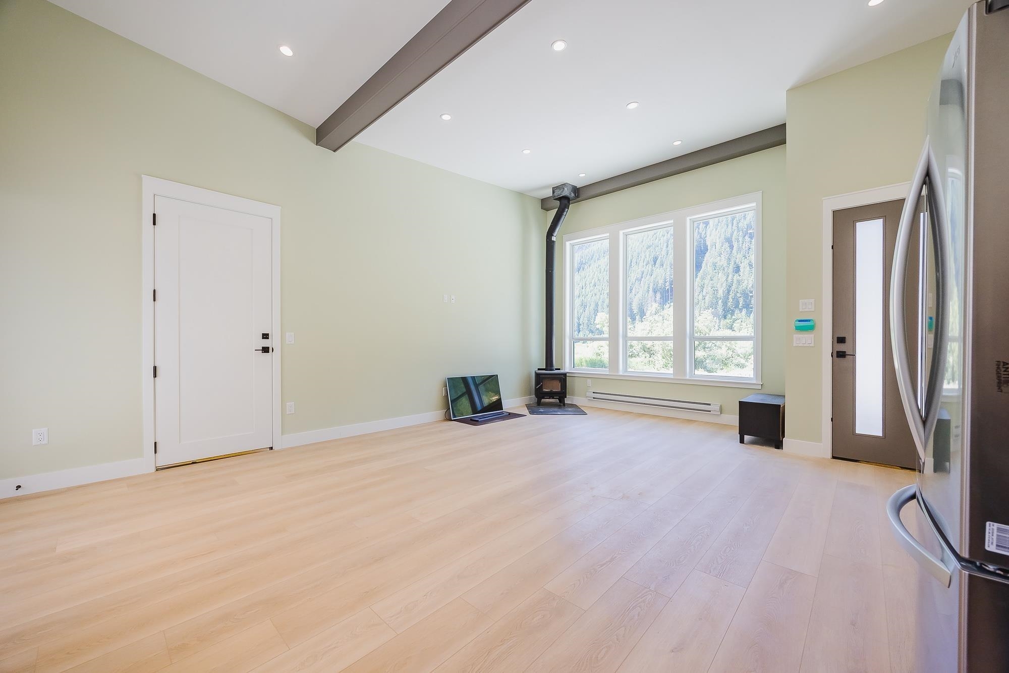 HG 187 71358 GROVE PLACE