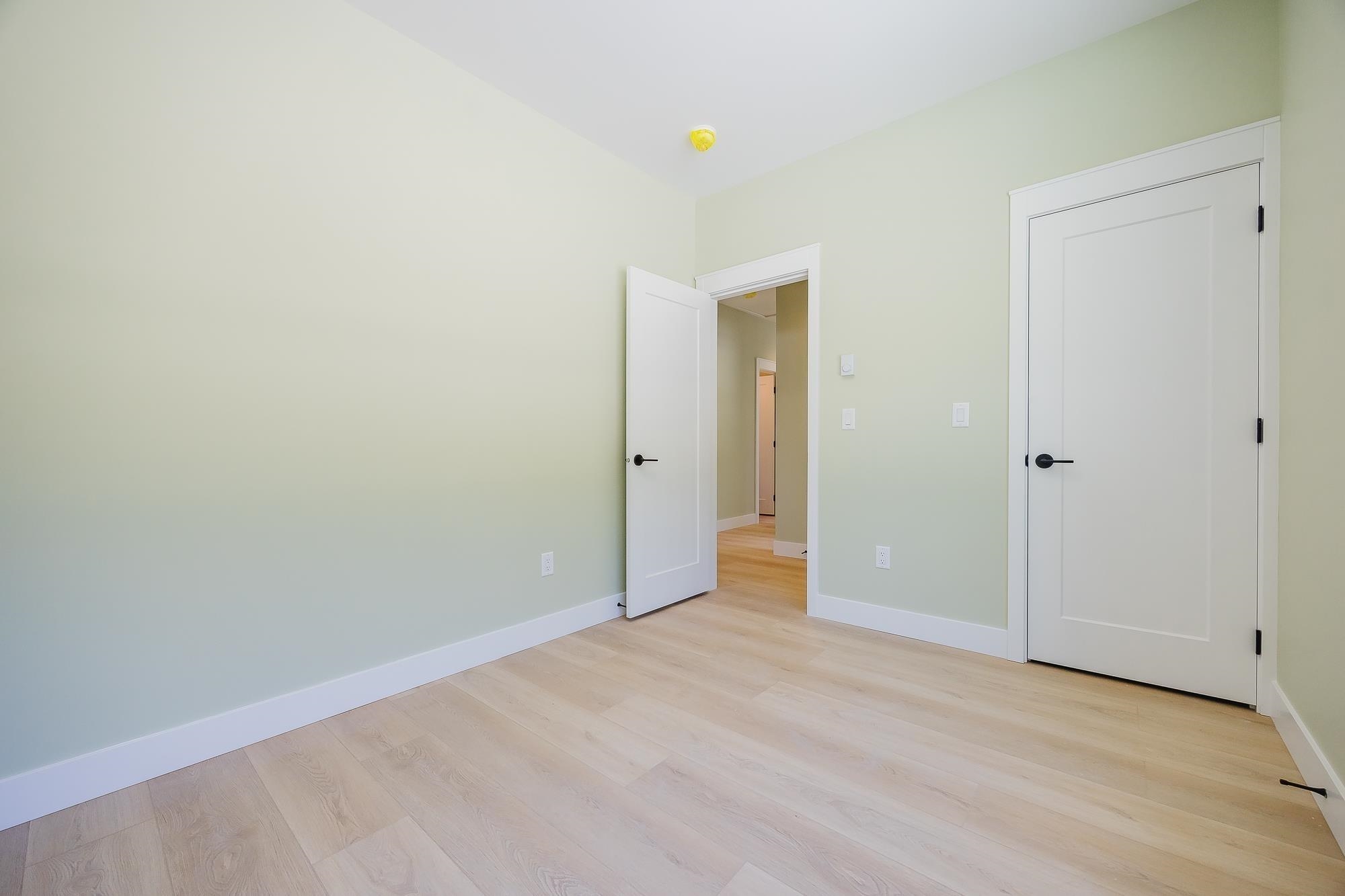 HG 187 71358 GROVE PLACE