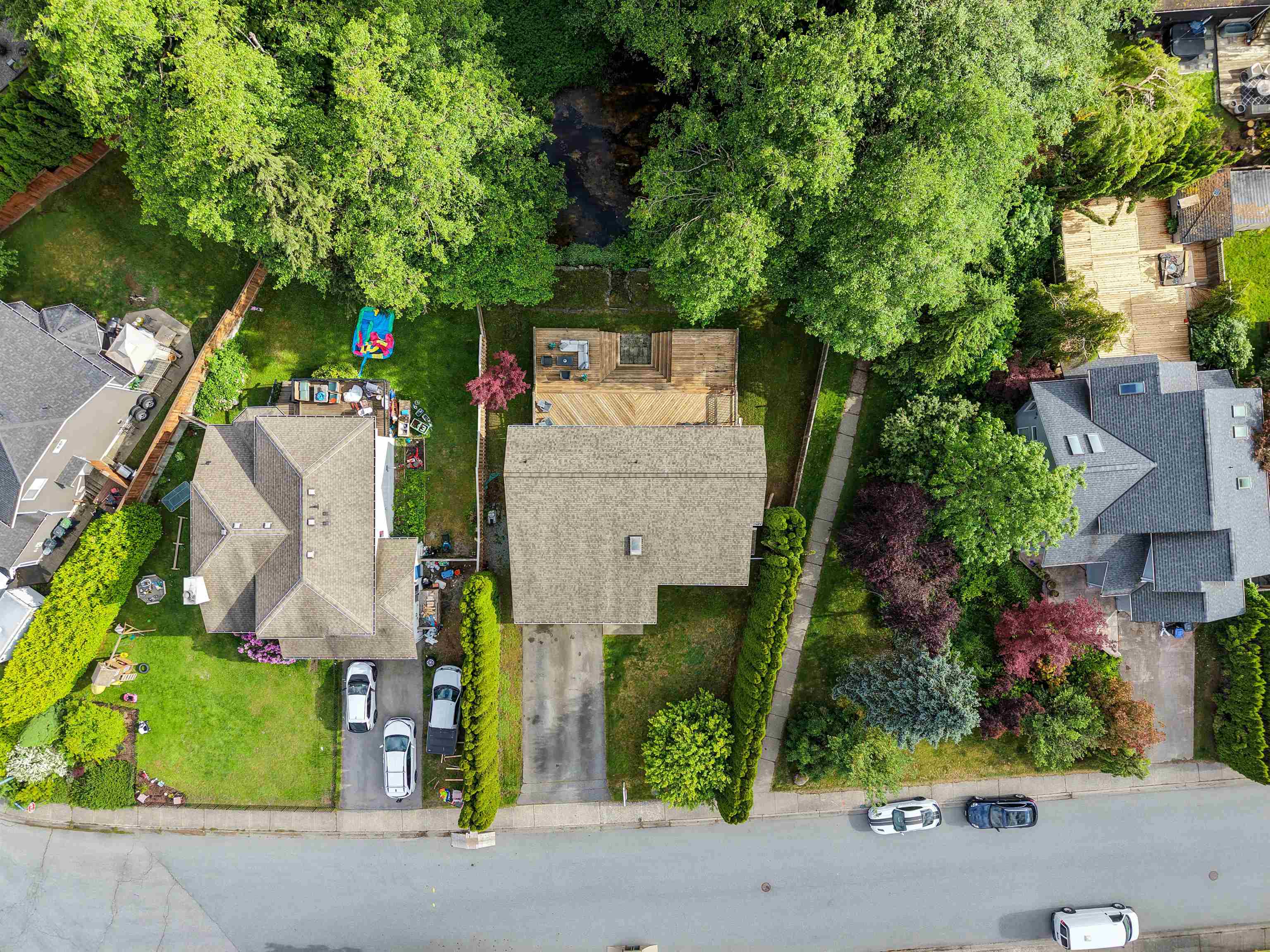 1510 MACDONALD PLACE