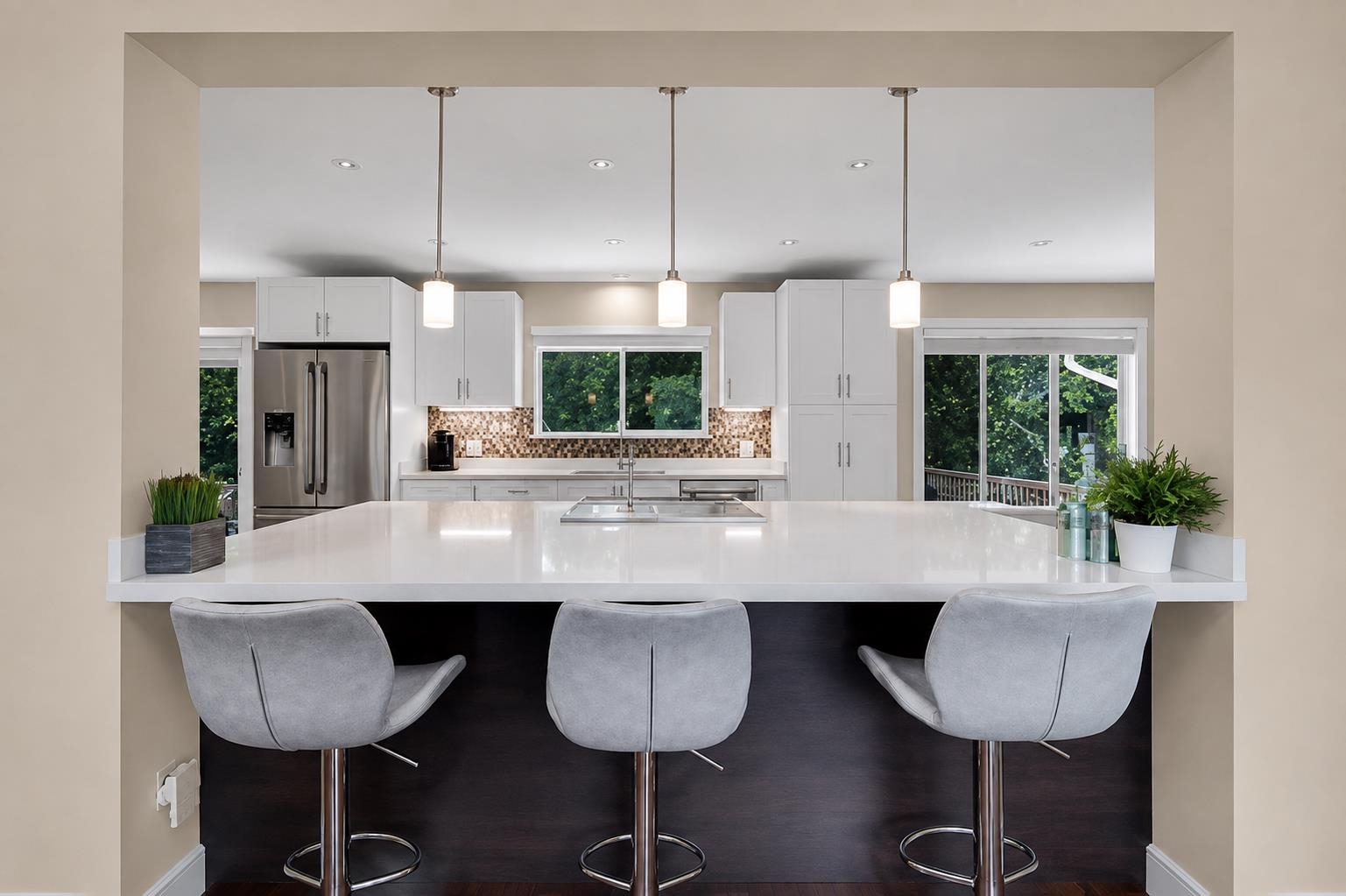 1510 MACDONALD PLACE