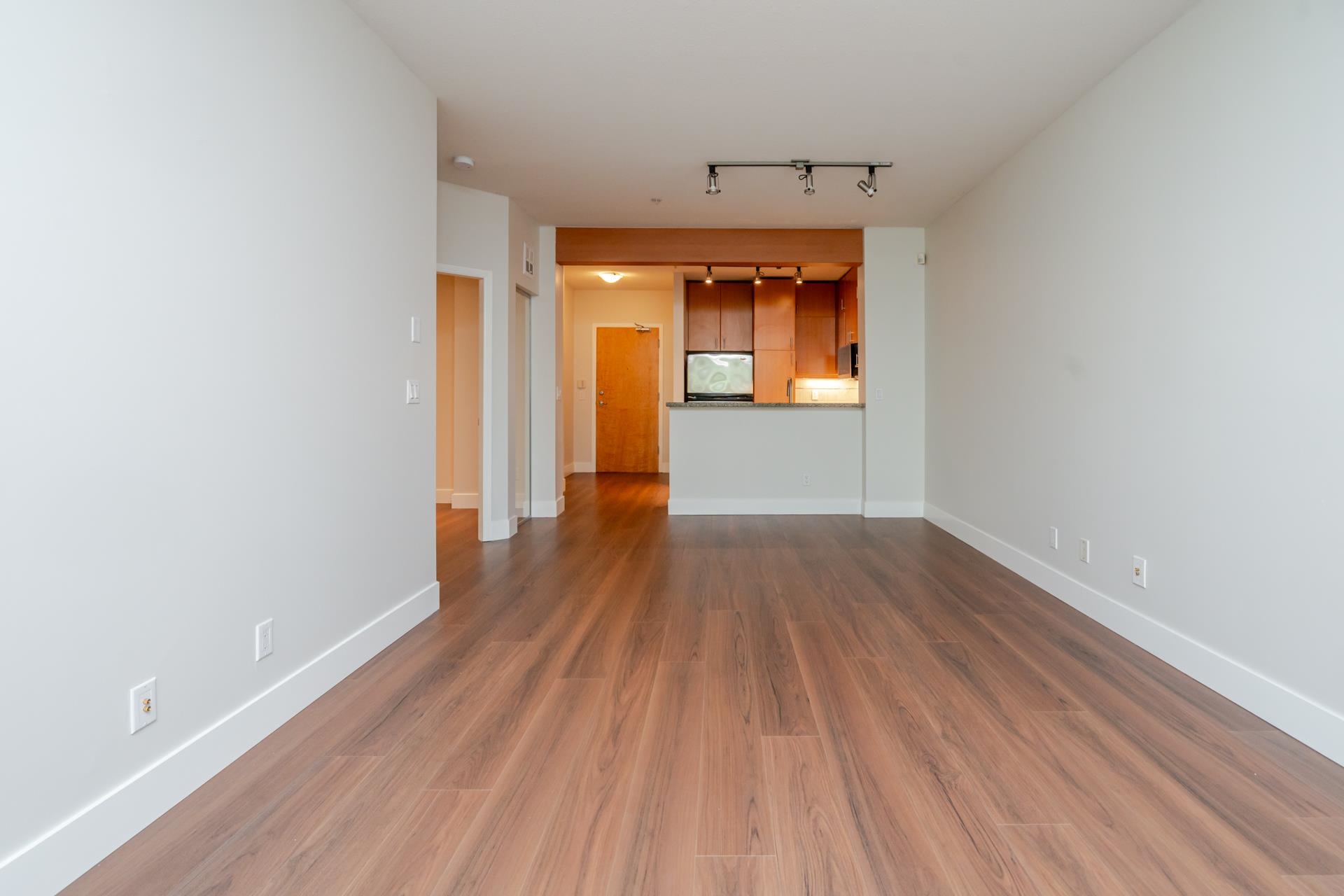 204 580 RAVEN WOODS DRIVE