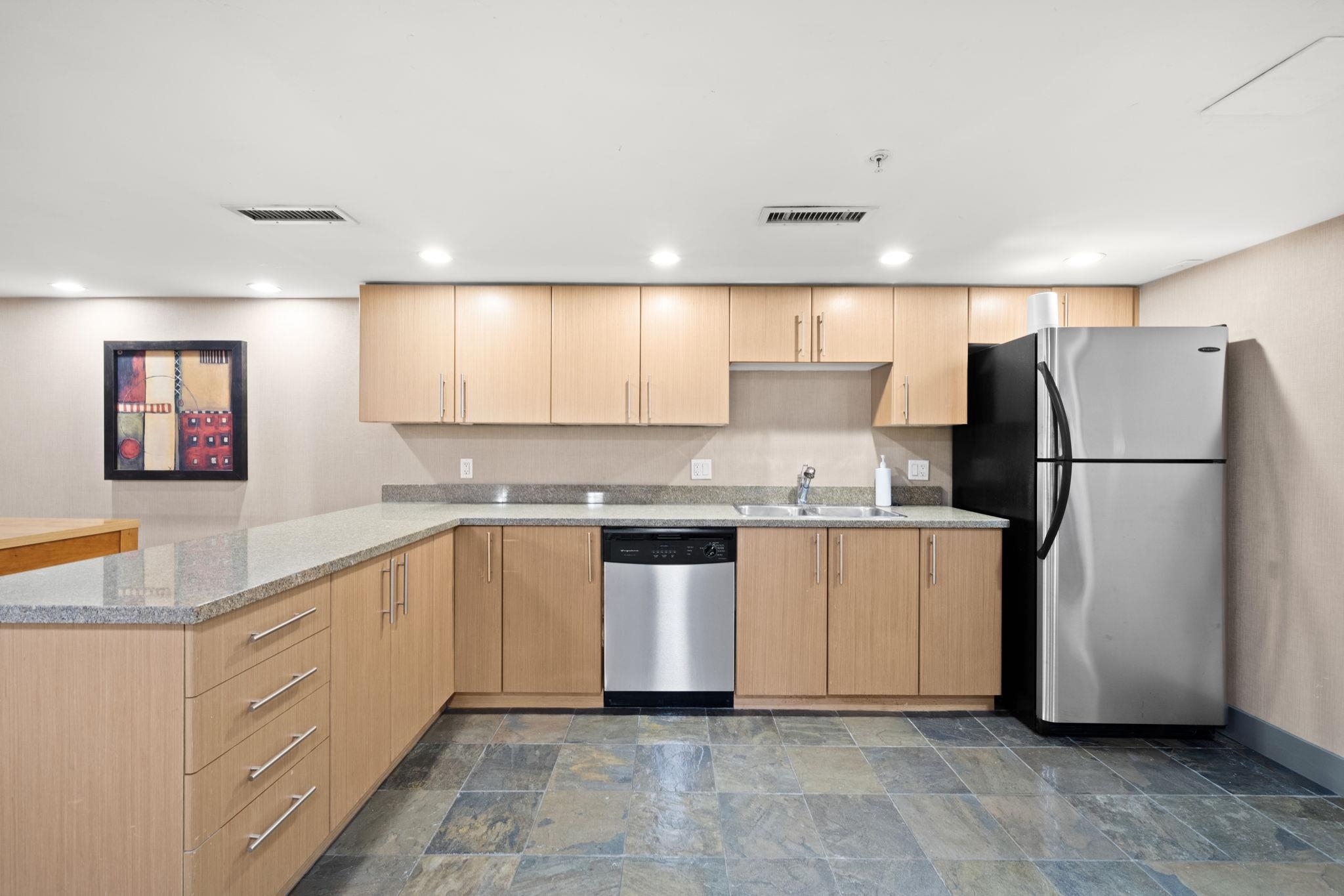 1007 2088 MADISON AVENUE