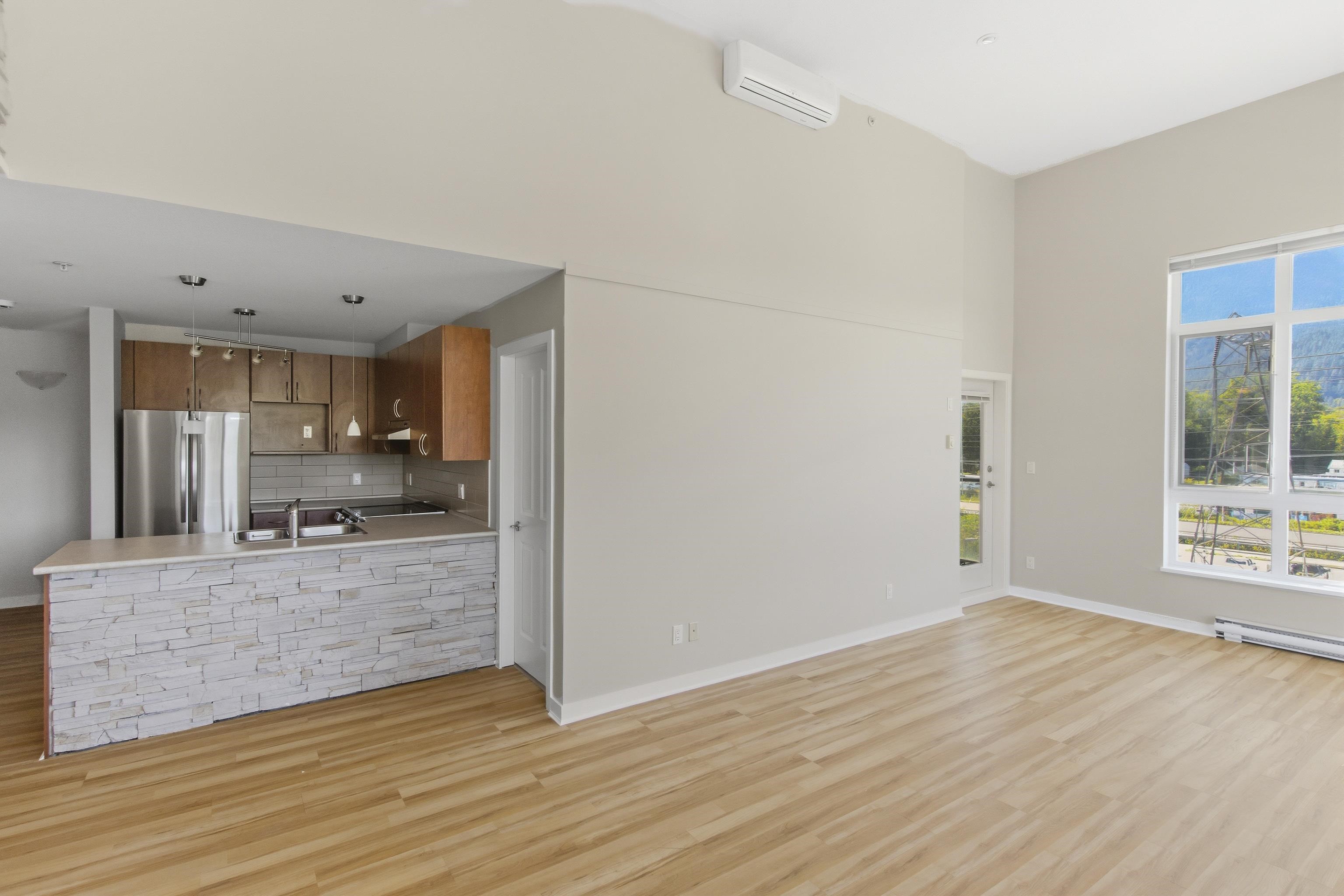 419 40437 TANTALUS ROAD