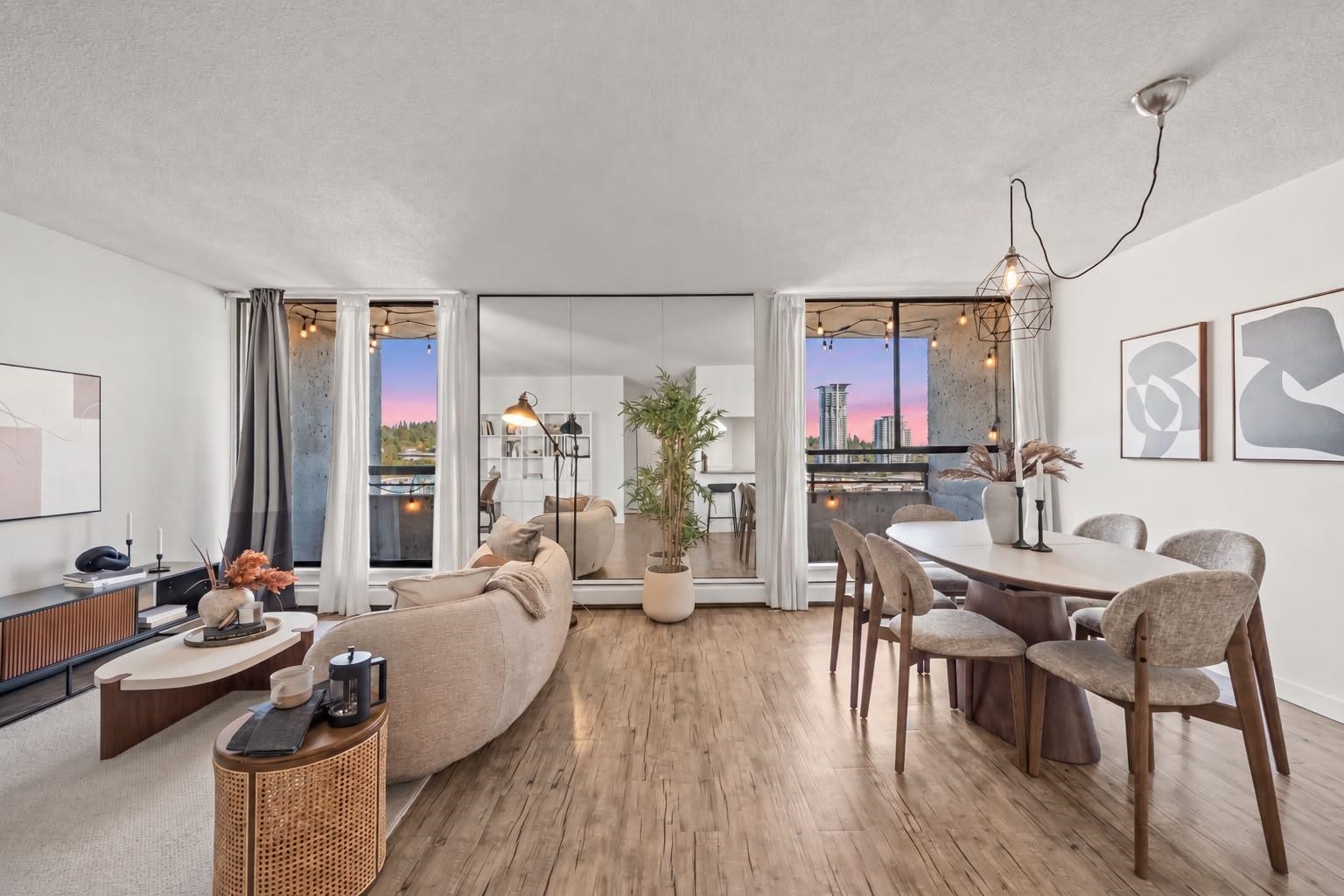 1504 3771 BARTLETT COURT