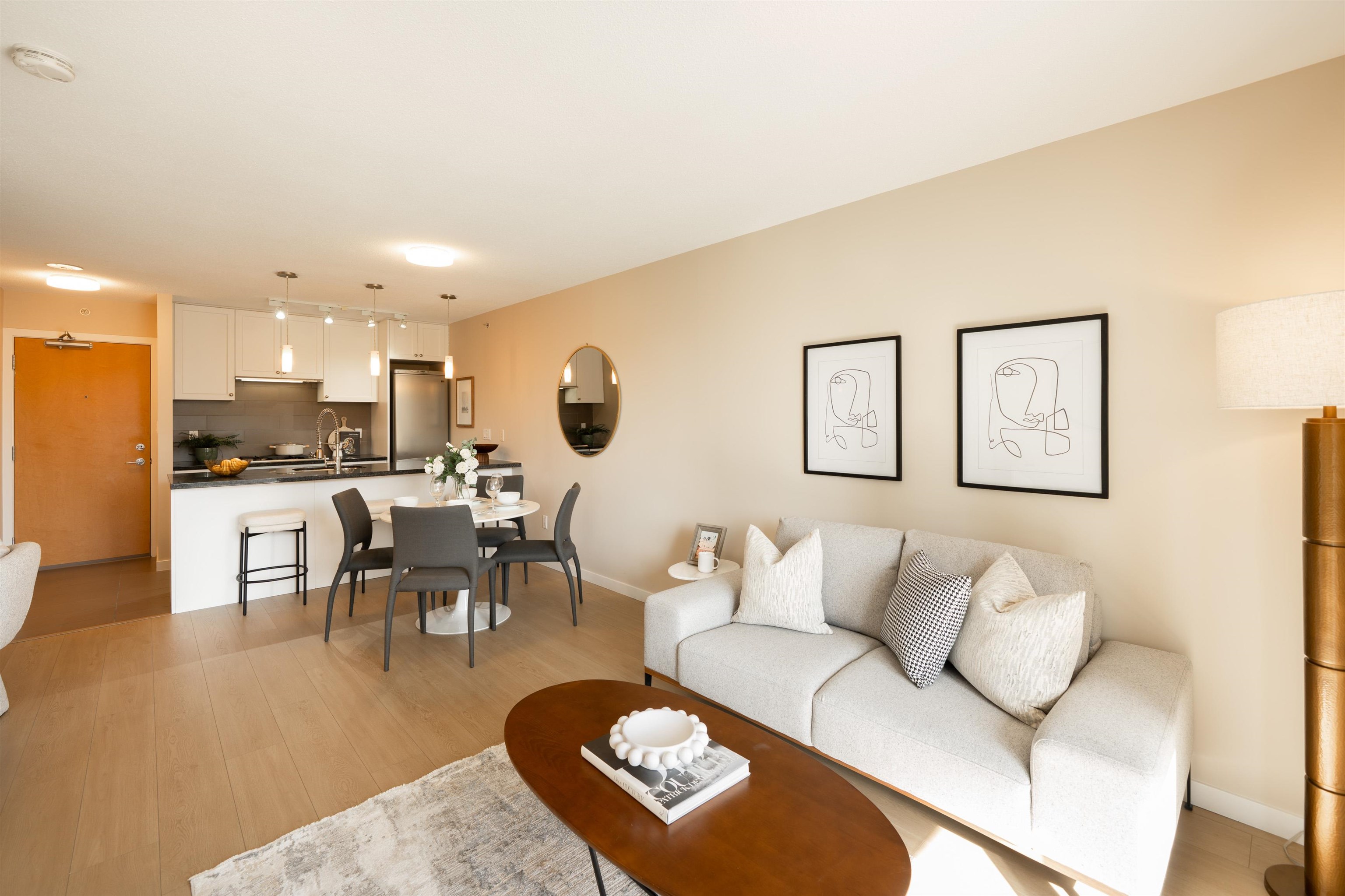 608 2982 BURLINGTON DRIVE