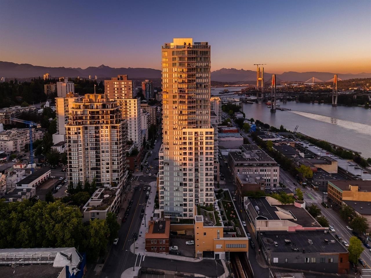 1405 618 CARNARVON STREET