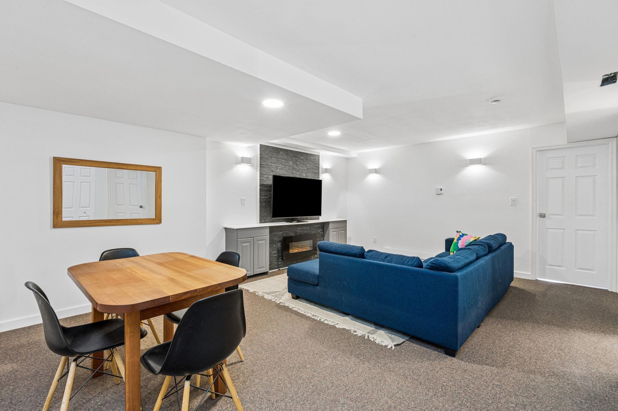 5709 OWL COURT