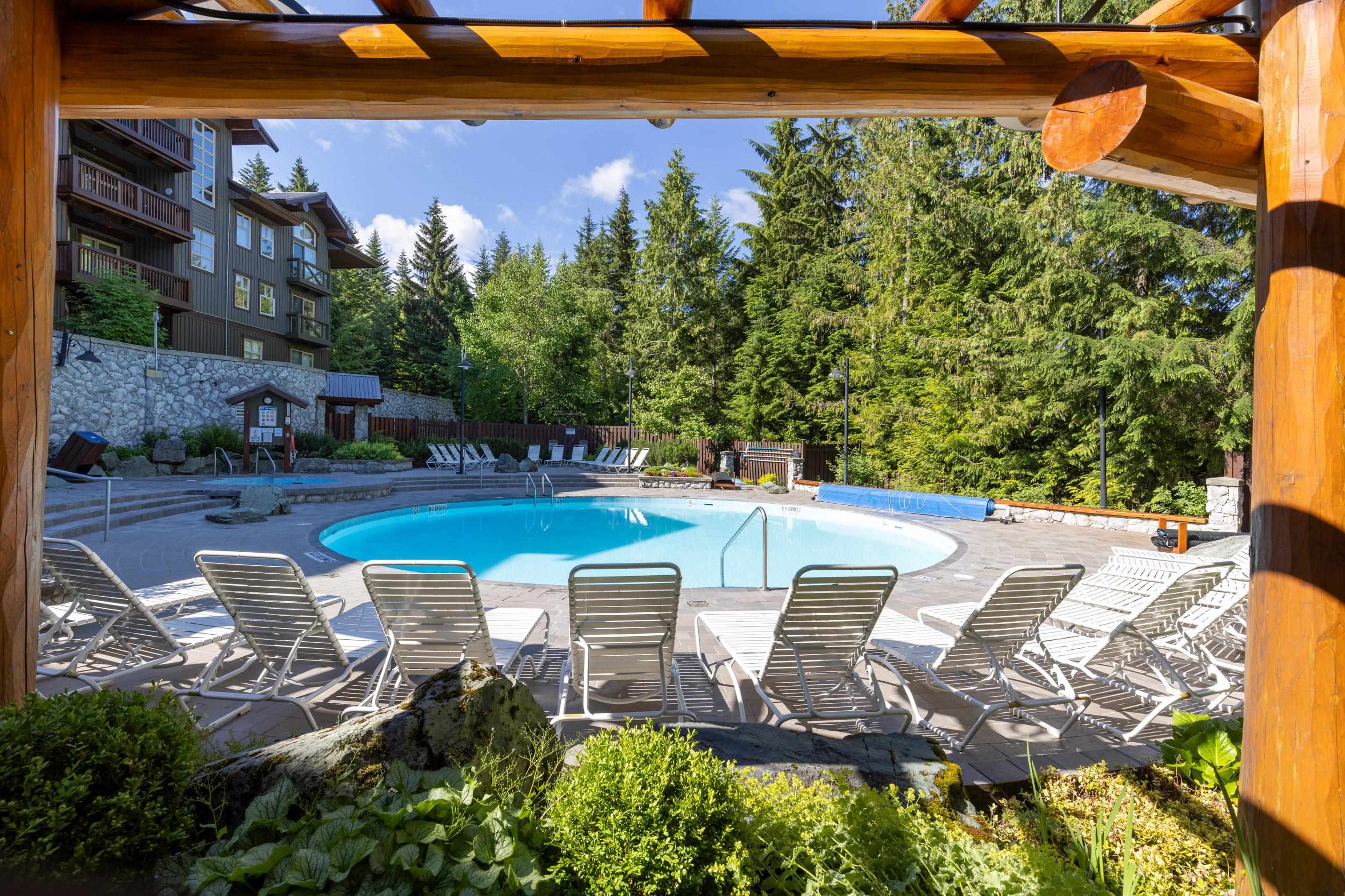 222 4660 BLACKCOMB WAY