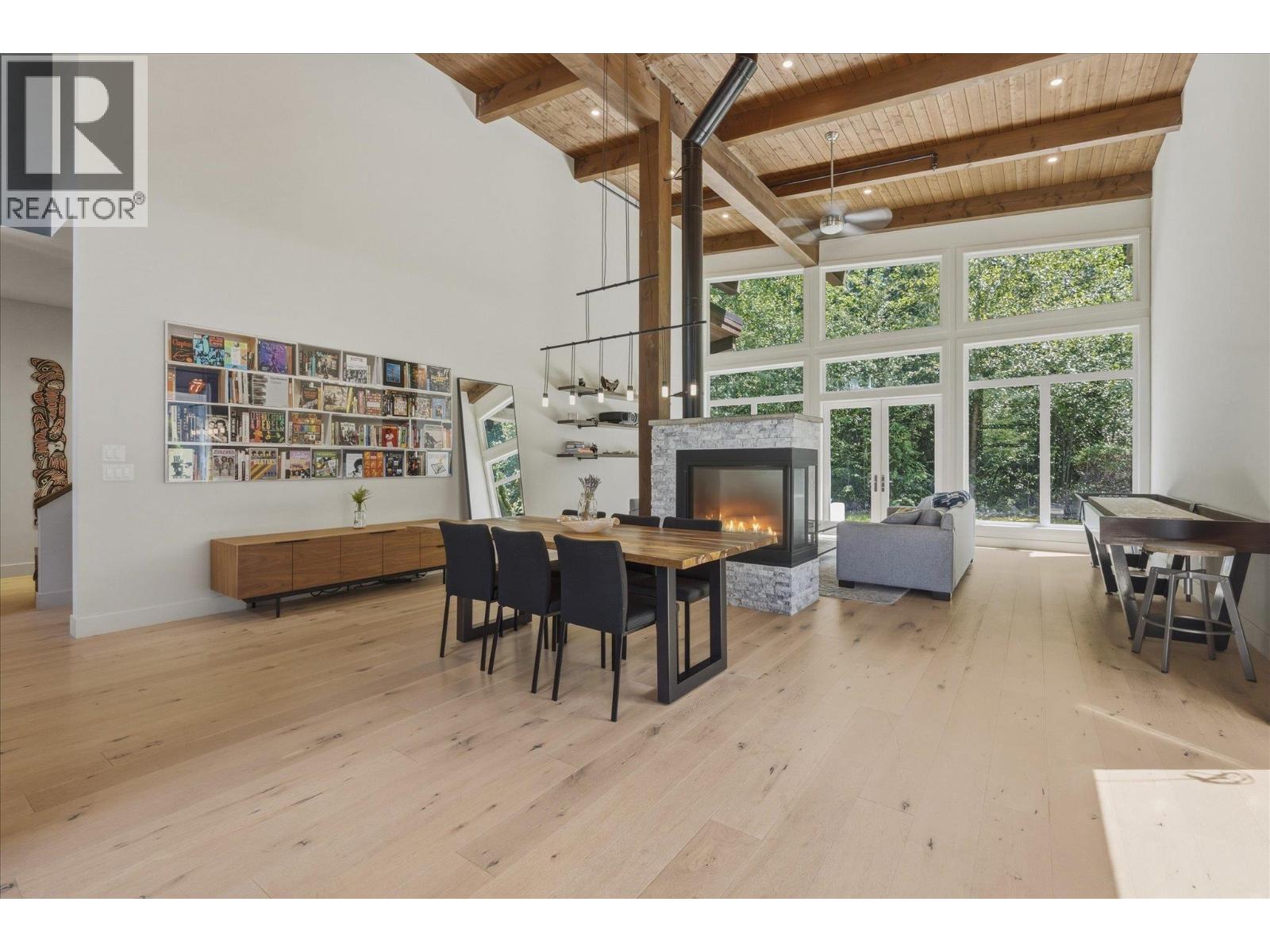 3324 MAMQUAM ROAD
