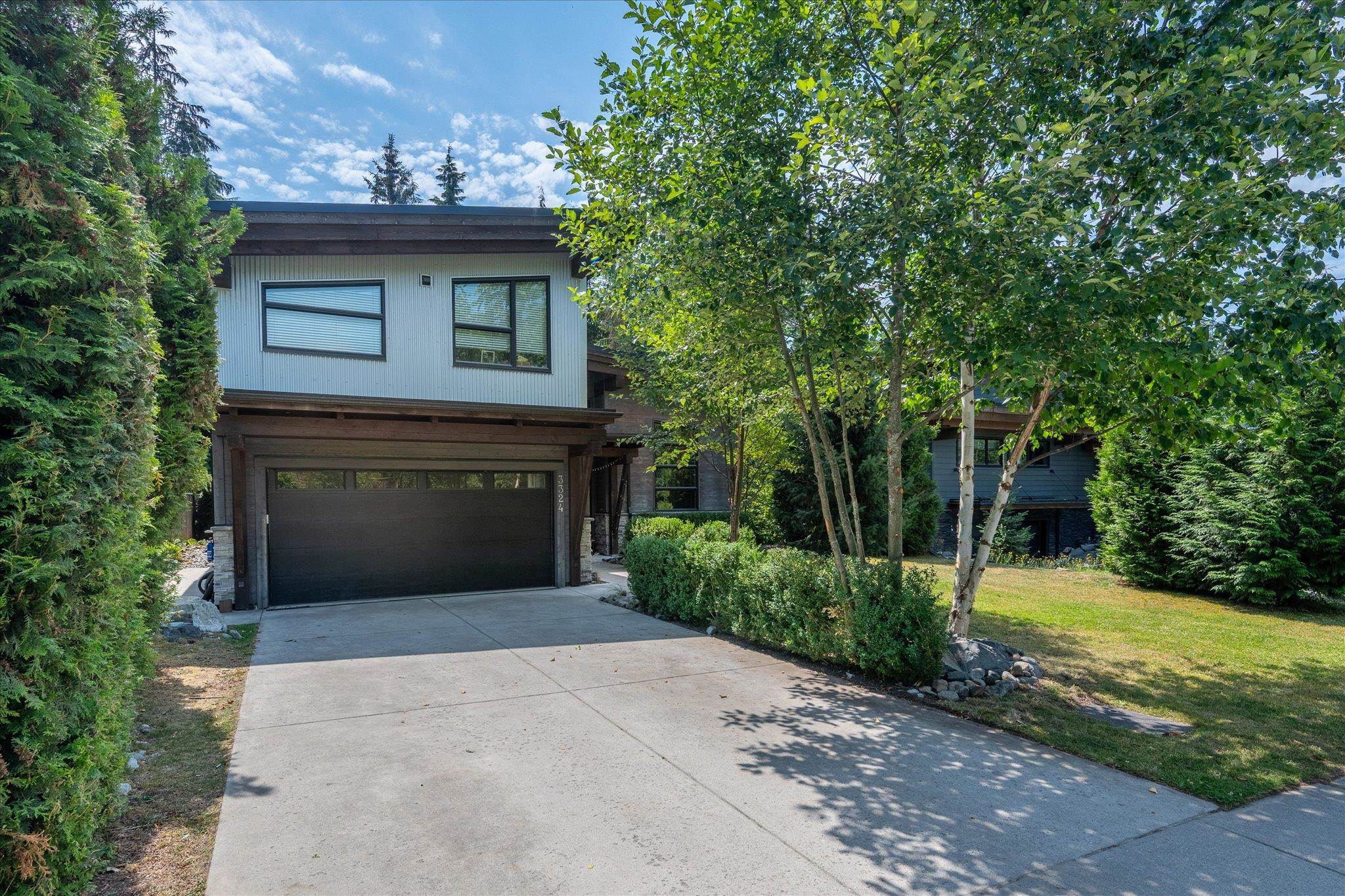 3324 MAMQUAM ROAD