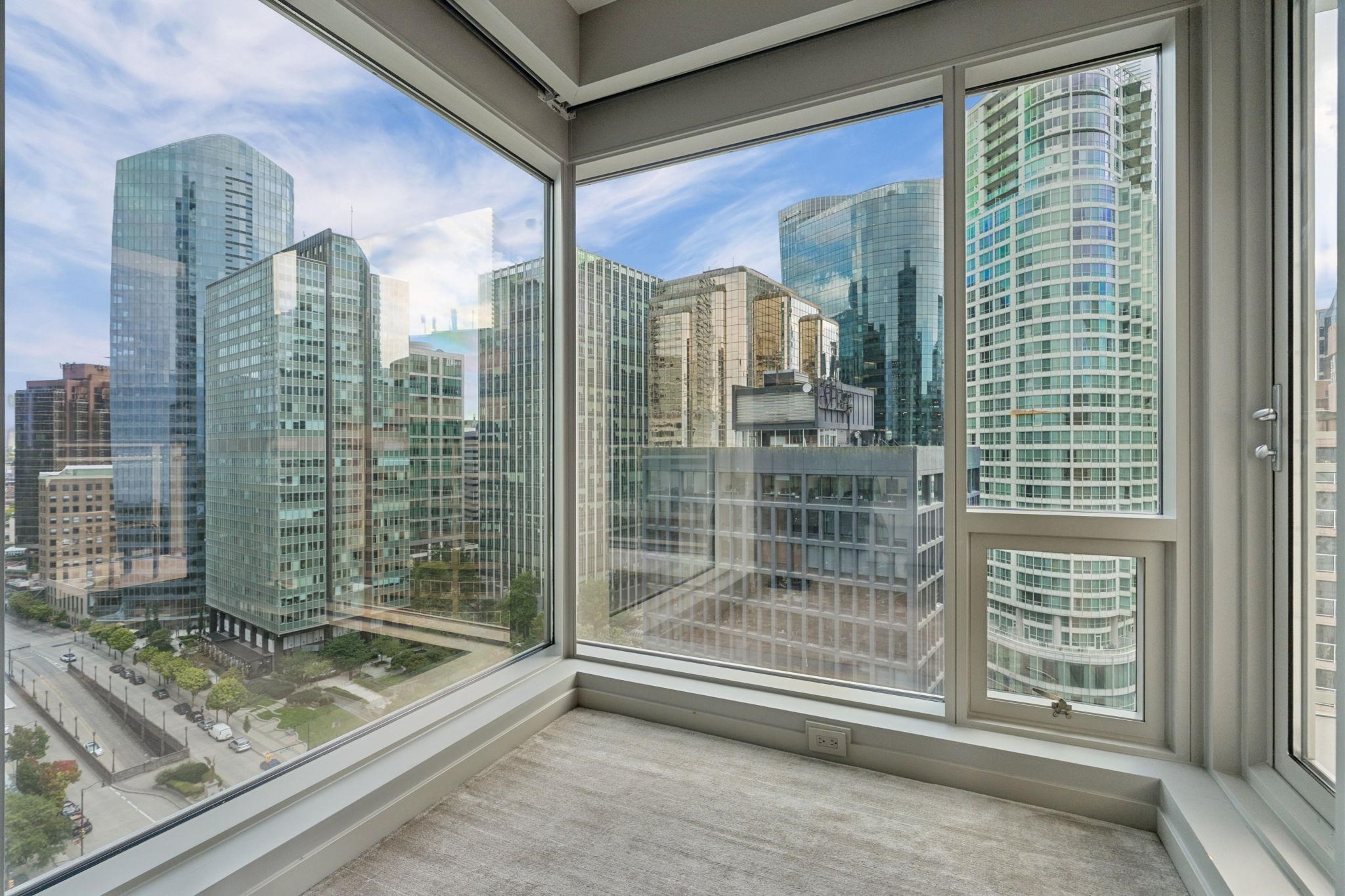 1701 1139 W CORDOVA STREET