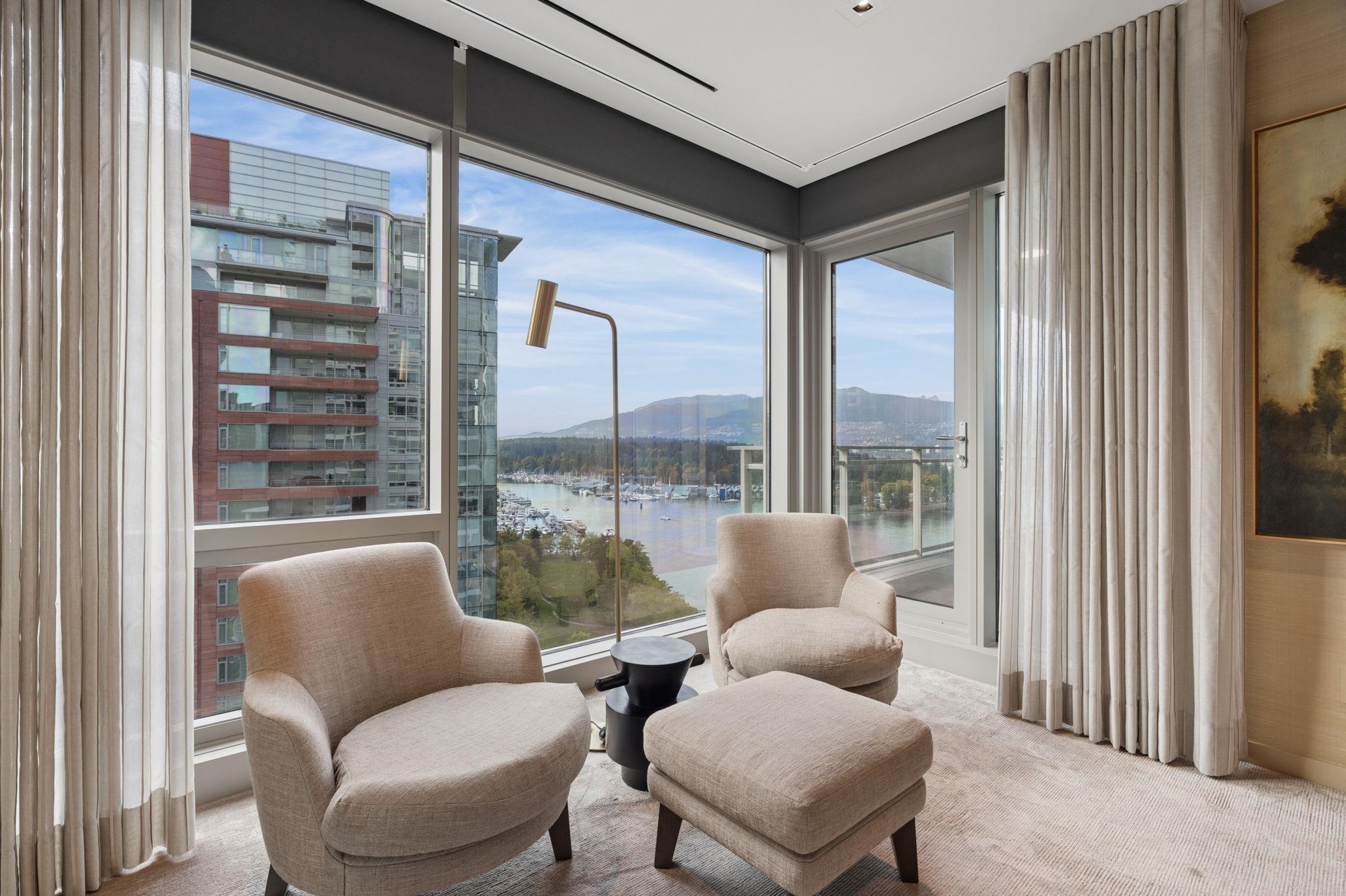 1701 1139 W CORDOVA STREET