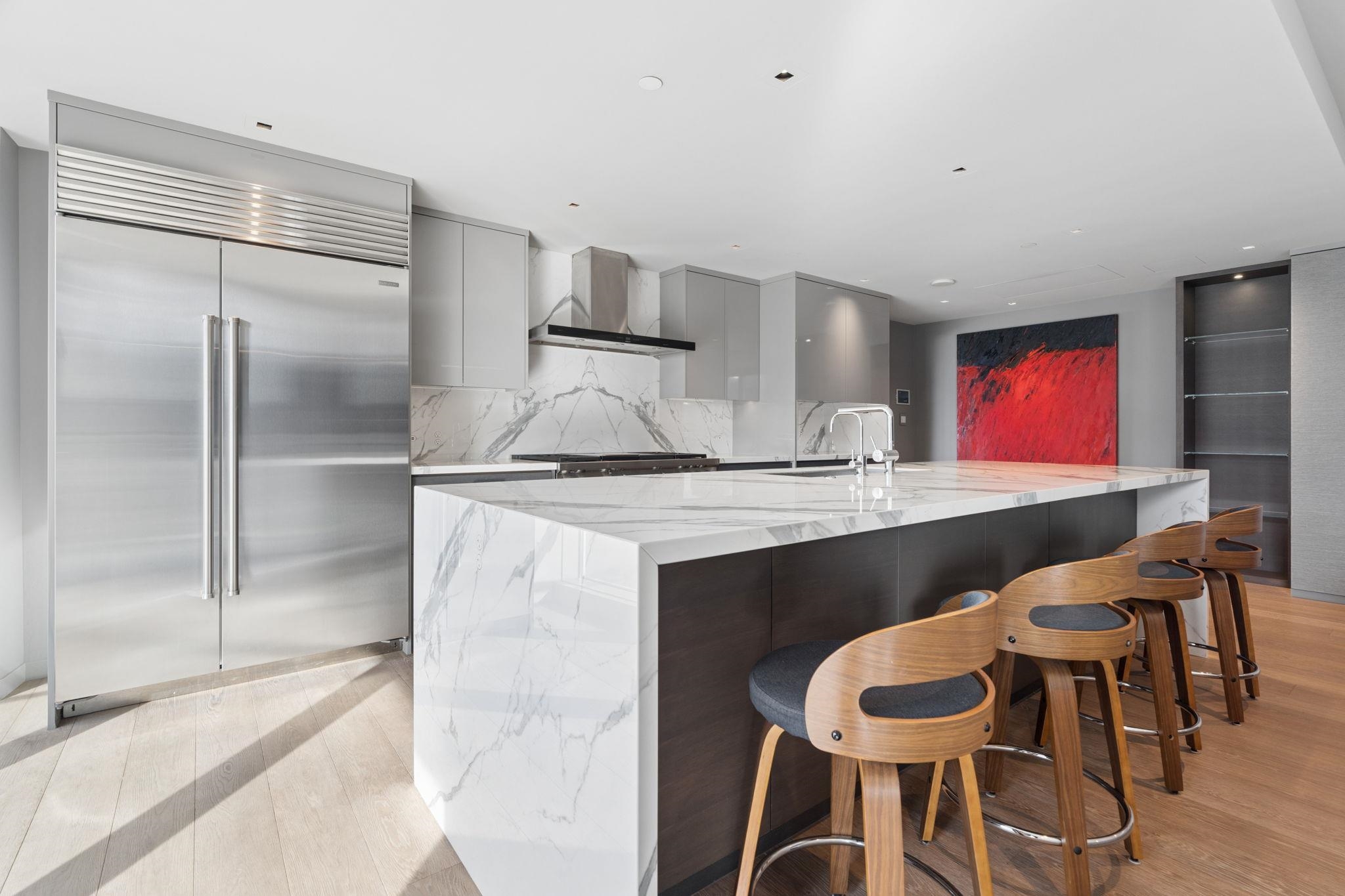 1701 1139 W CORDOVA STREET
