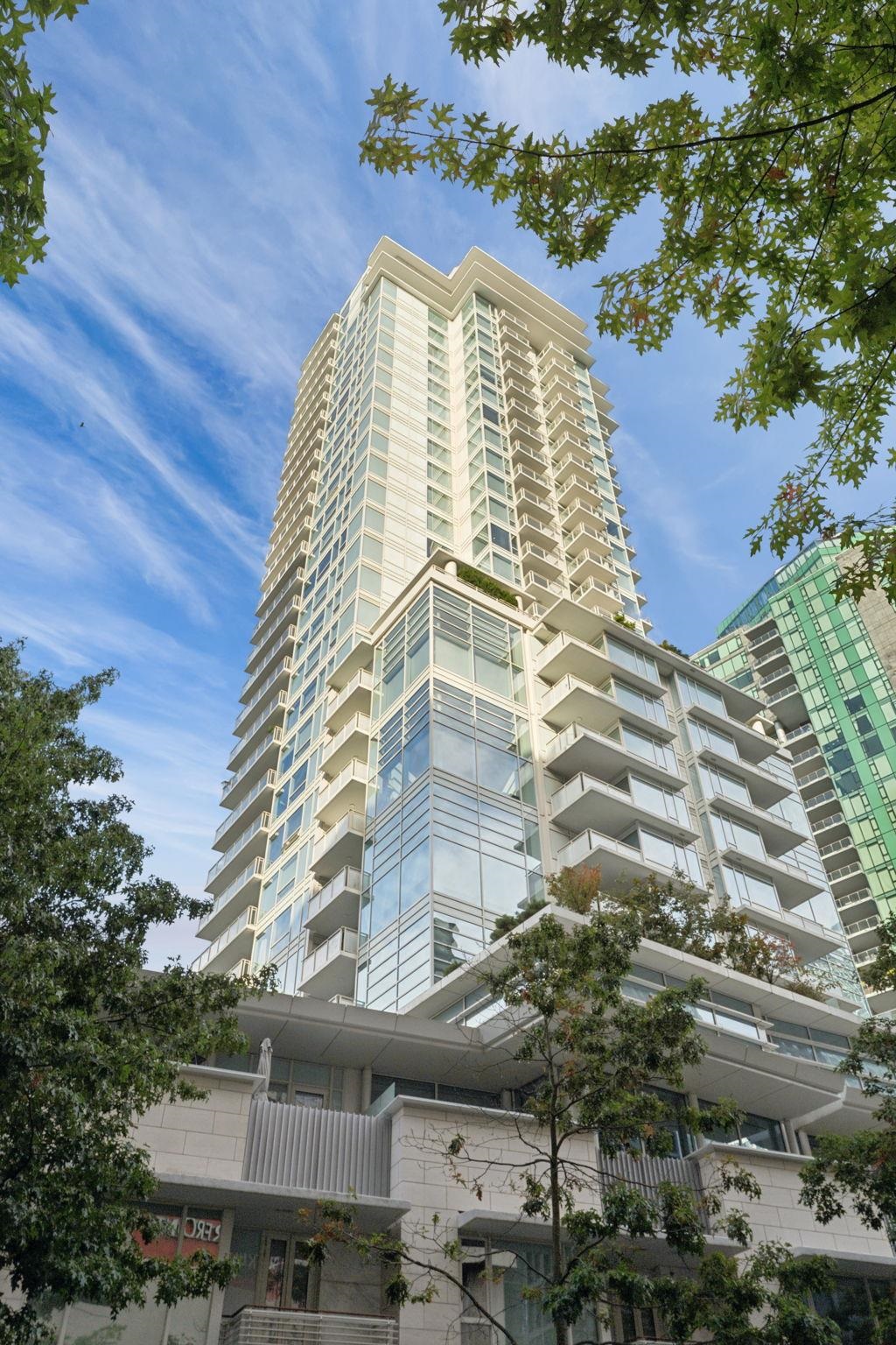 1701 1139 W CORDOVA STREET