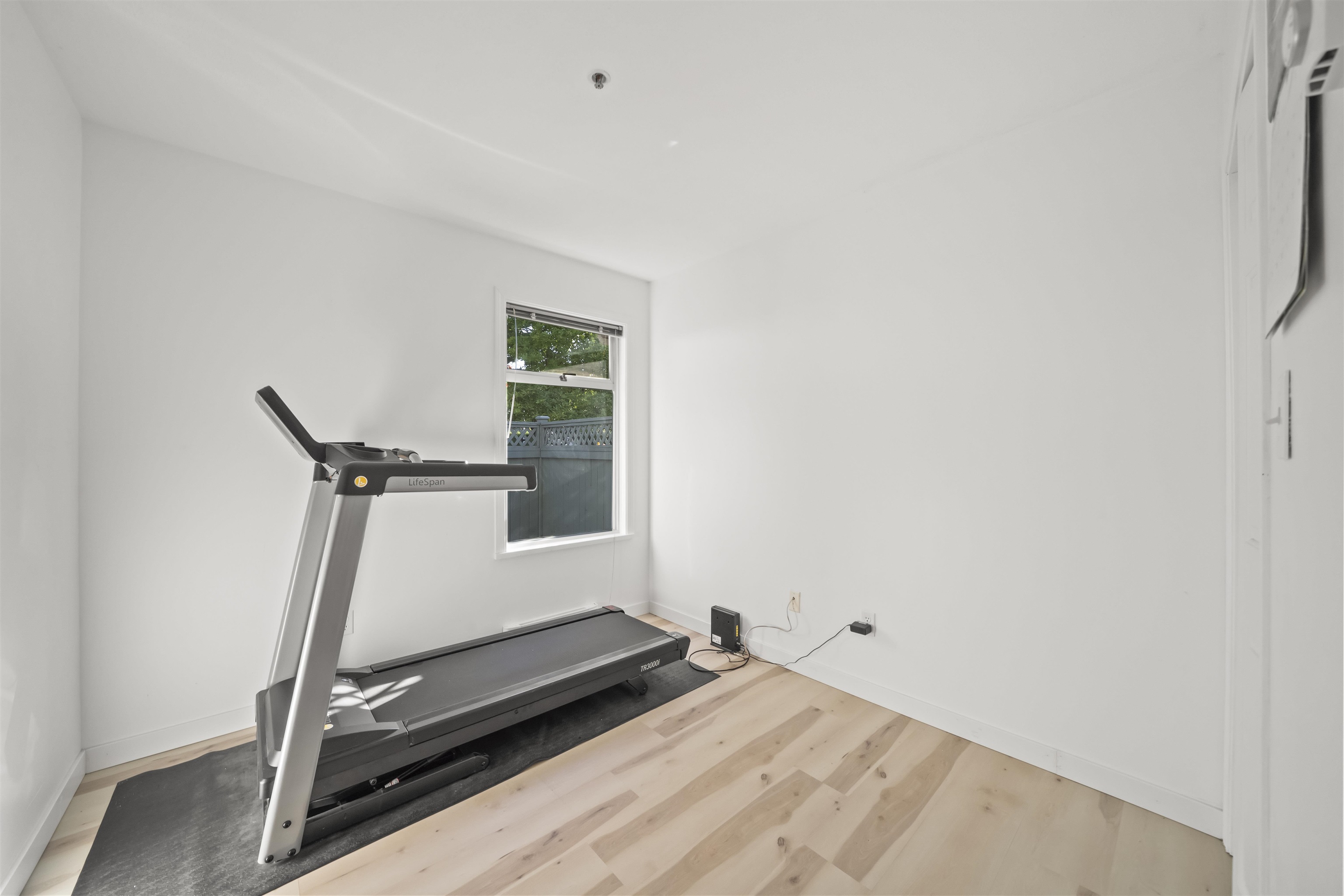1 7110 BARNET ROAD