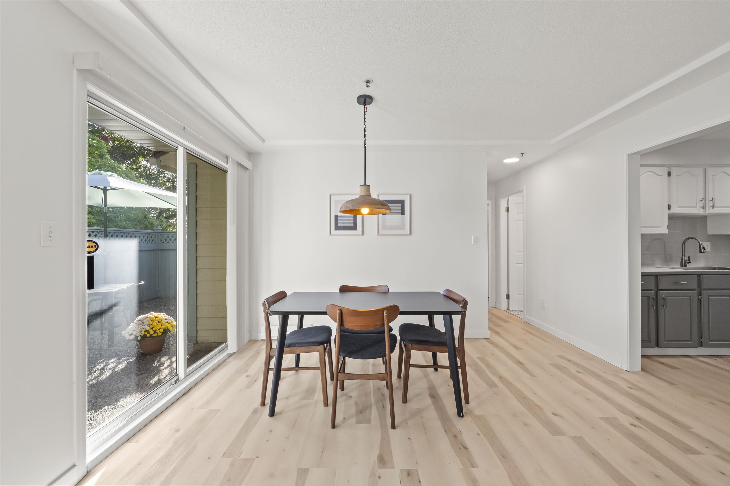 1 7110 BARNET ROAD