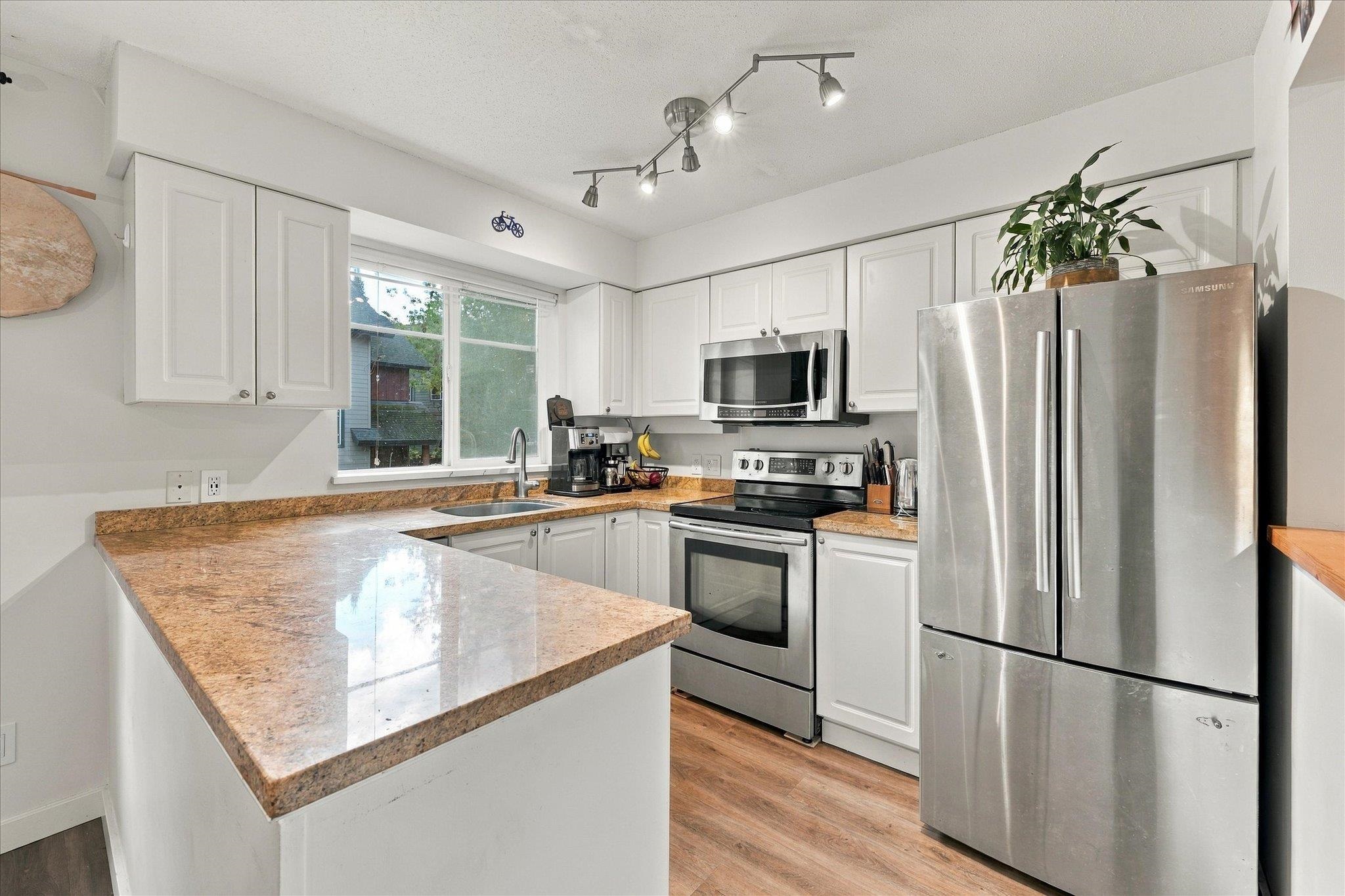 14 1450 VINE ROAD ROAD