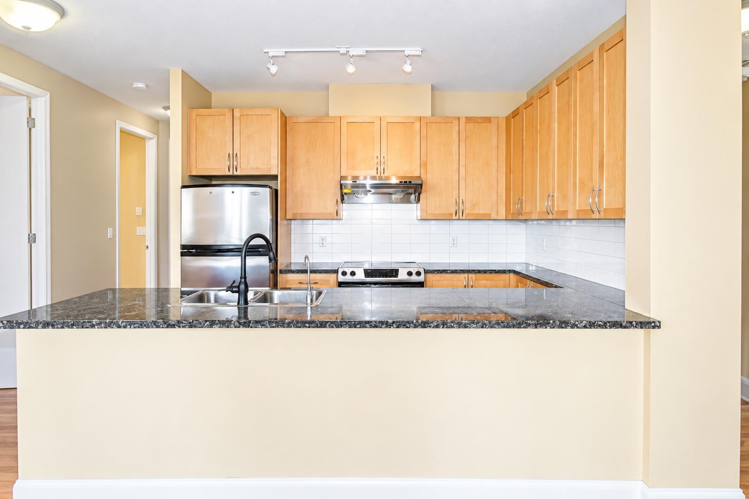 1701 6823 STATION HILL DRIVE