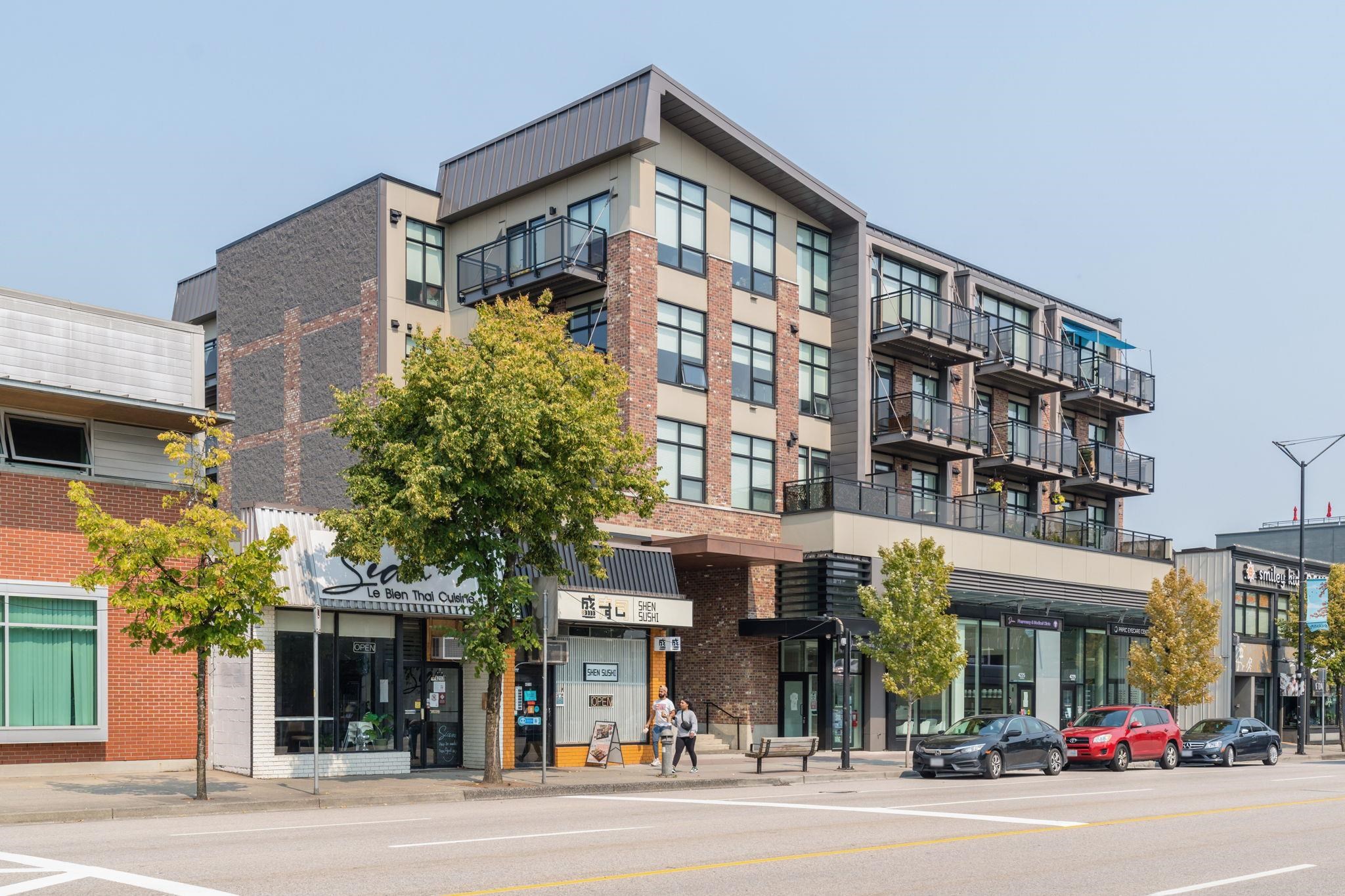 305 4223 HASTINGS STREET