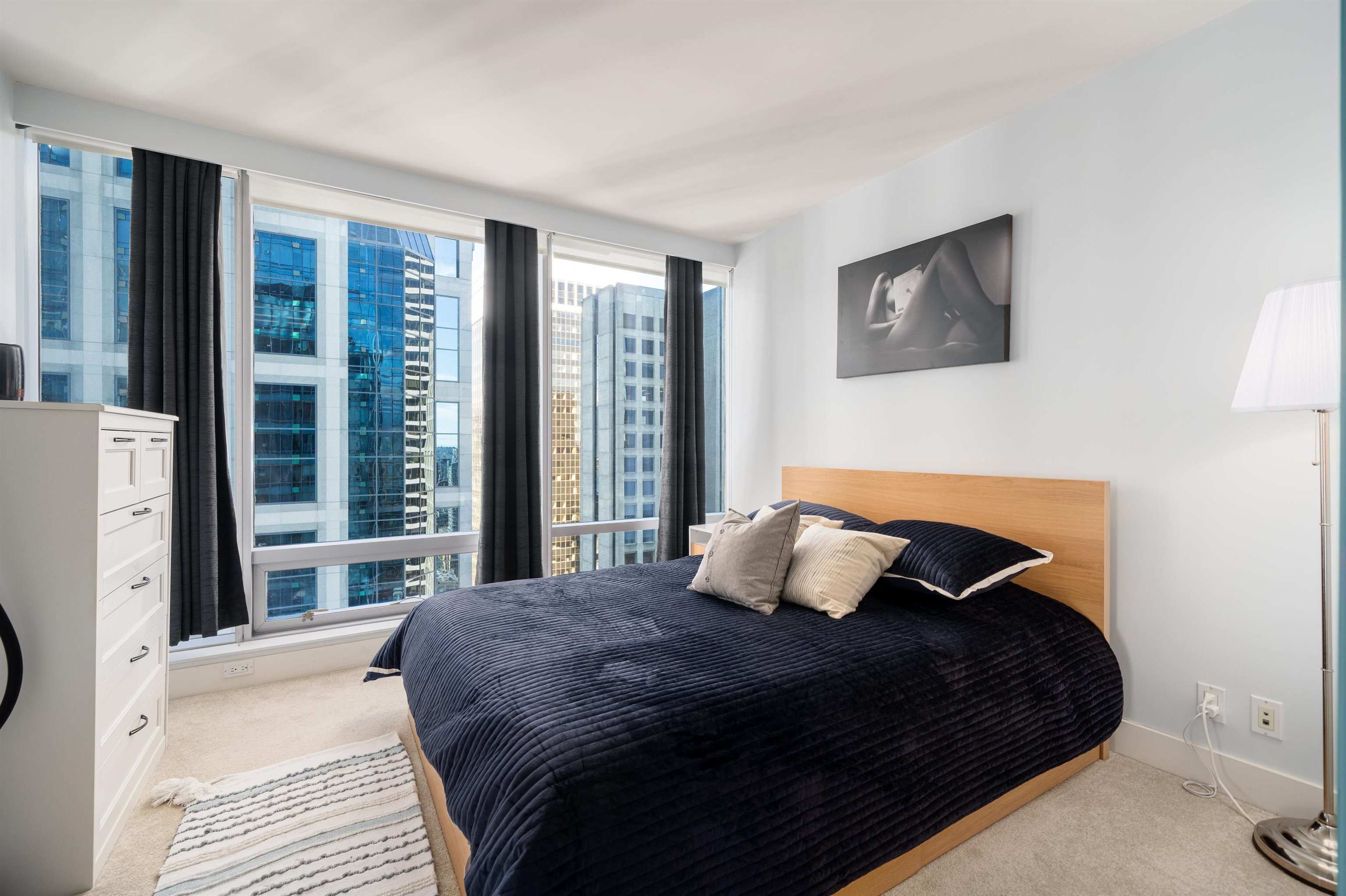 2704 1111 ALBERNI STREET