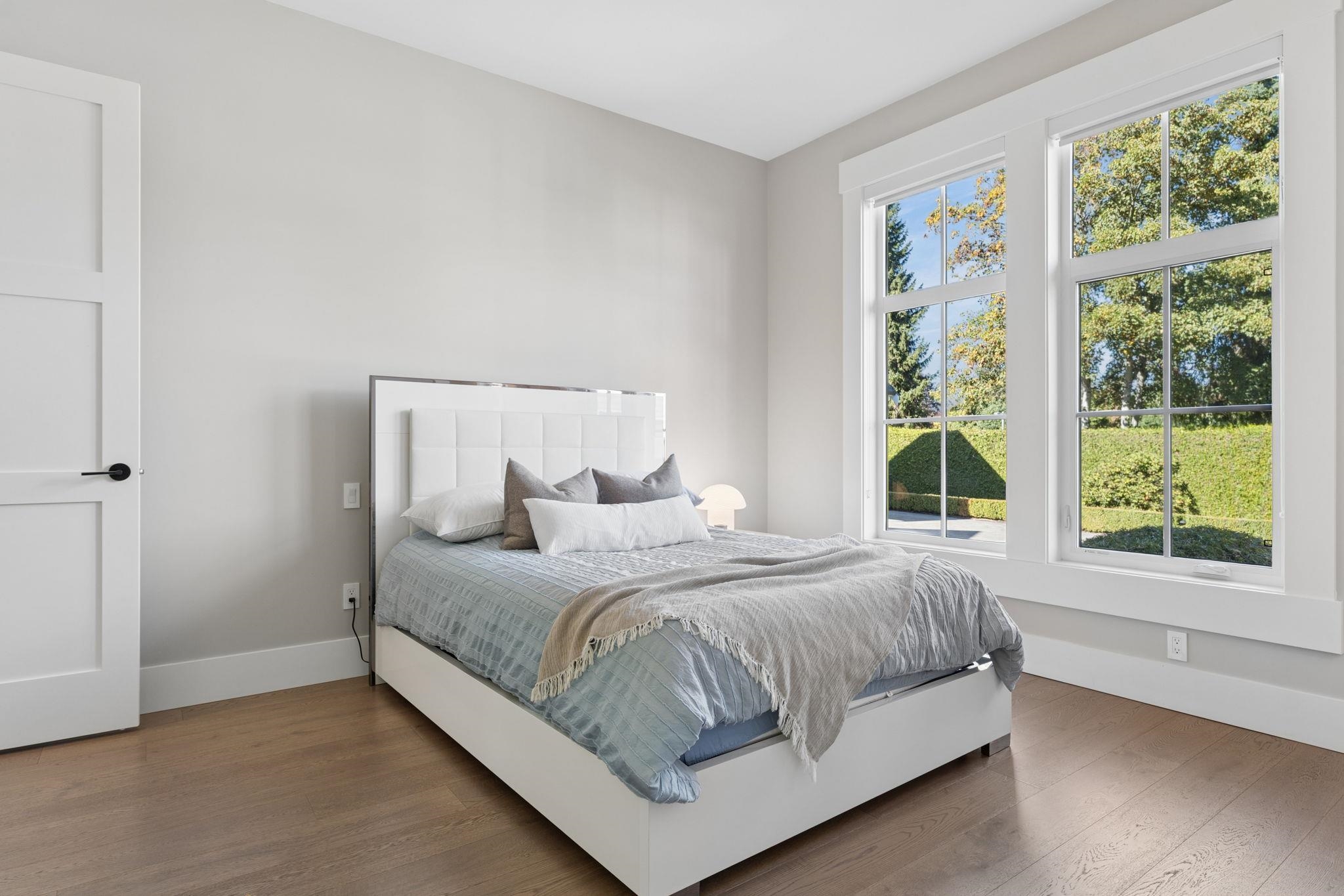 7628 STEVESTON HIGHWAY